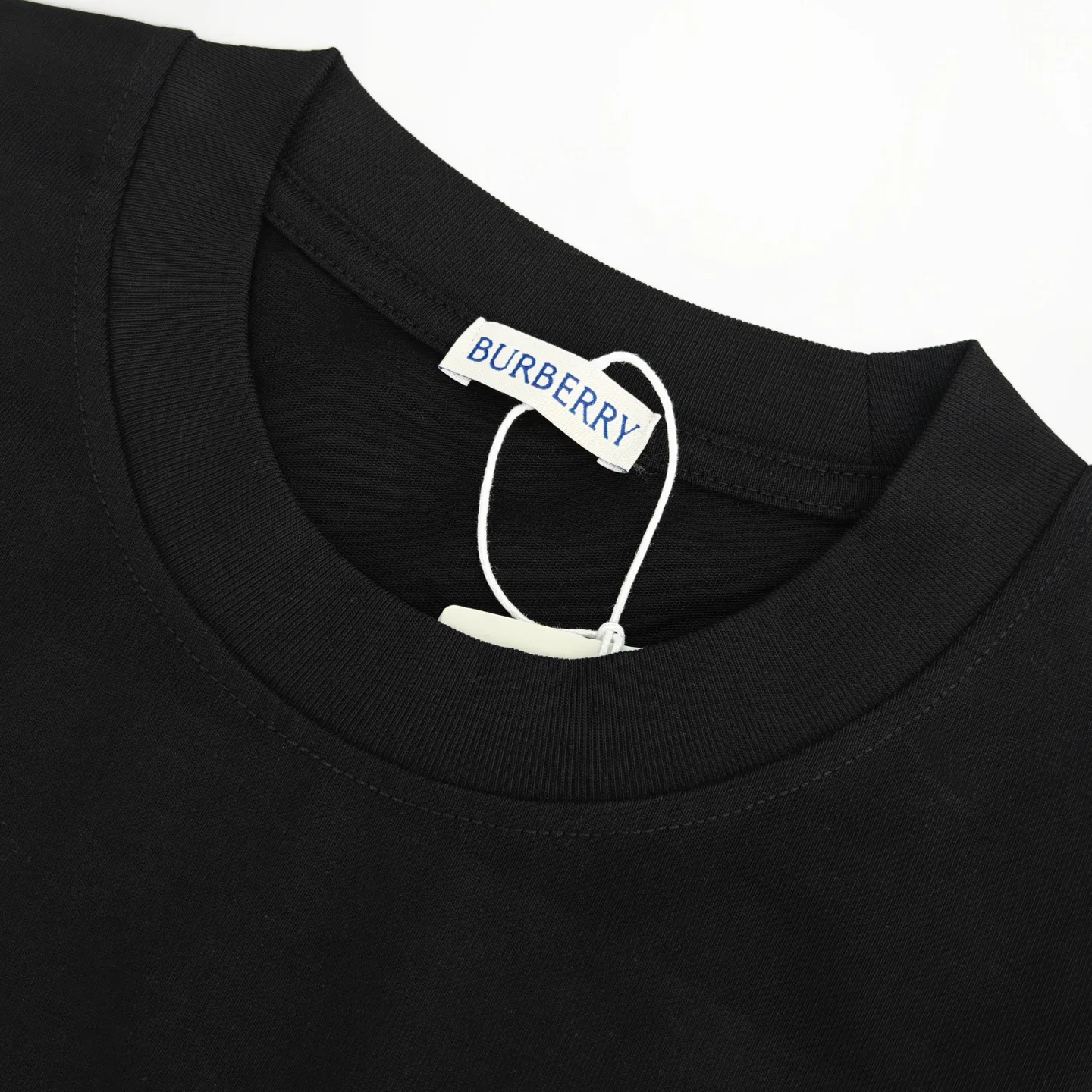 Футболки Женские Burberry 788842