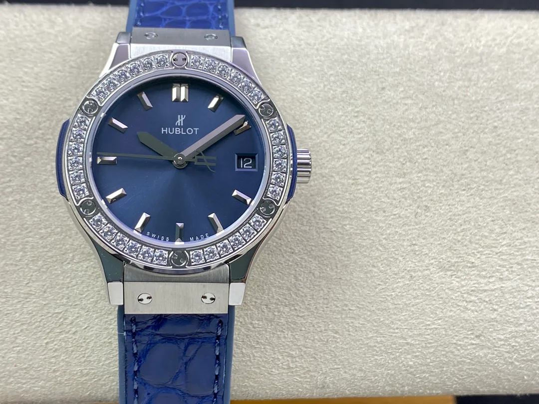 Часы Женские Hublot 17629726