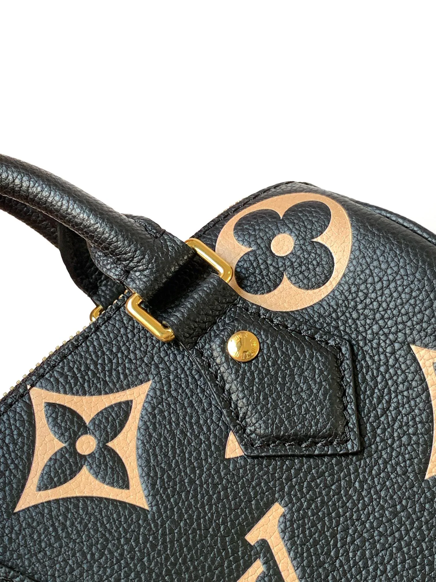 Сумки На Ремне Женские Louis Vuitton 30610