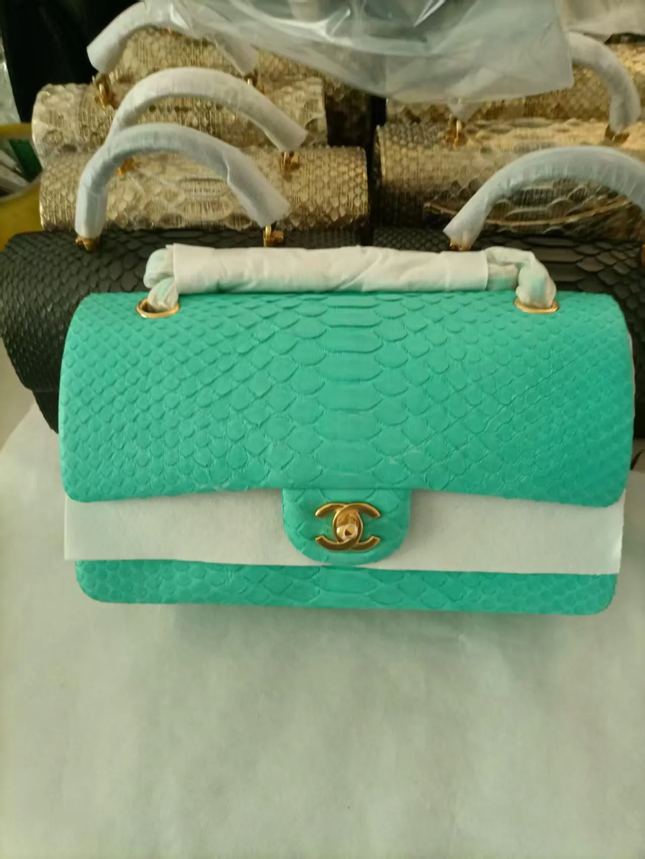 Классические Сумки Женские Chanel 11449157
