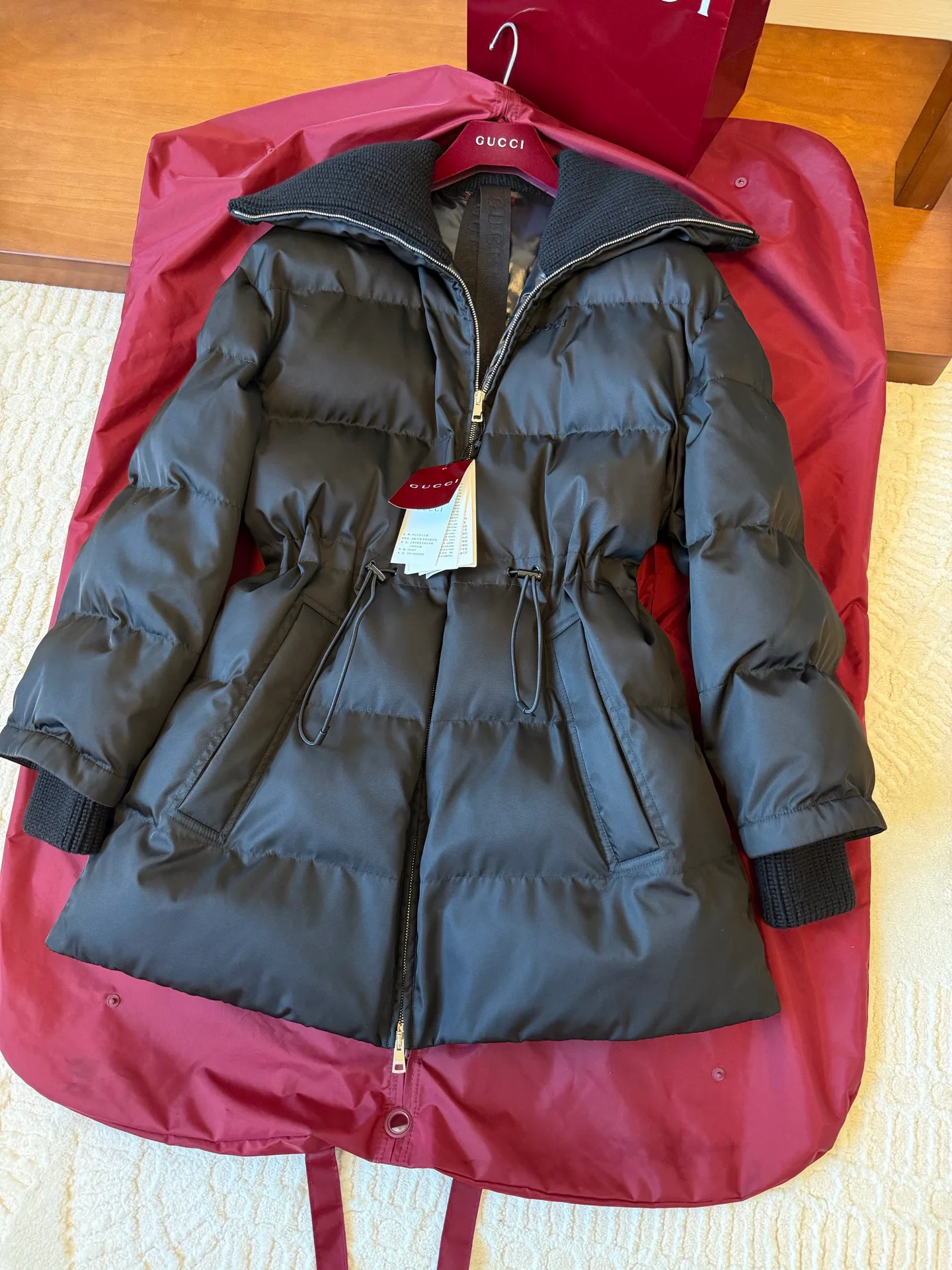 Куртки И Пуховики Женские Gucci 249969