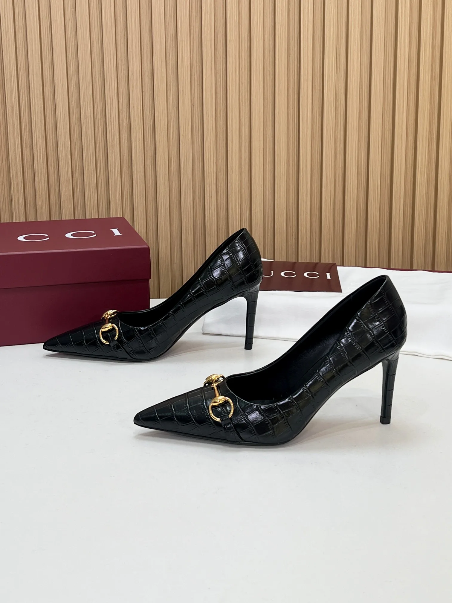 Туфли Женские Gucci 19533716