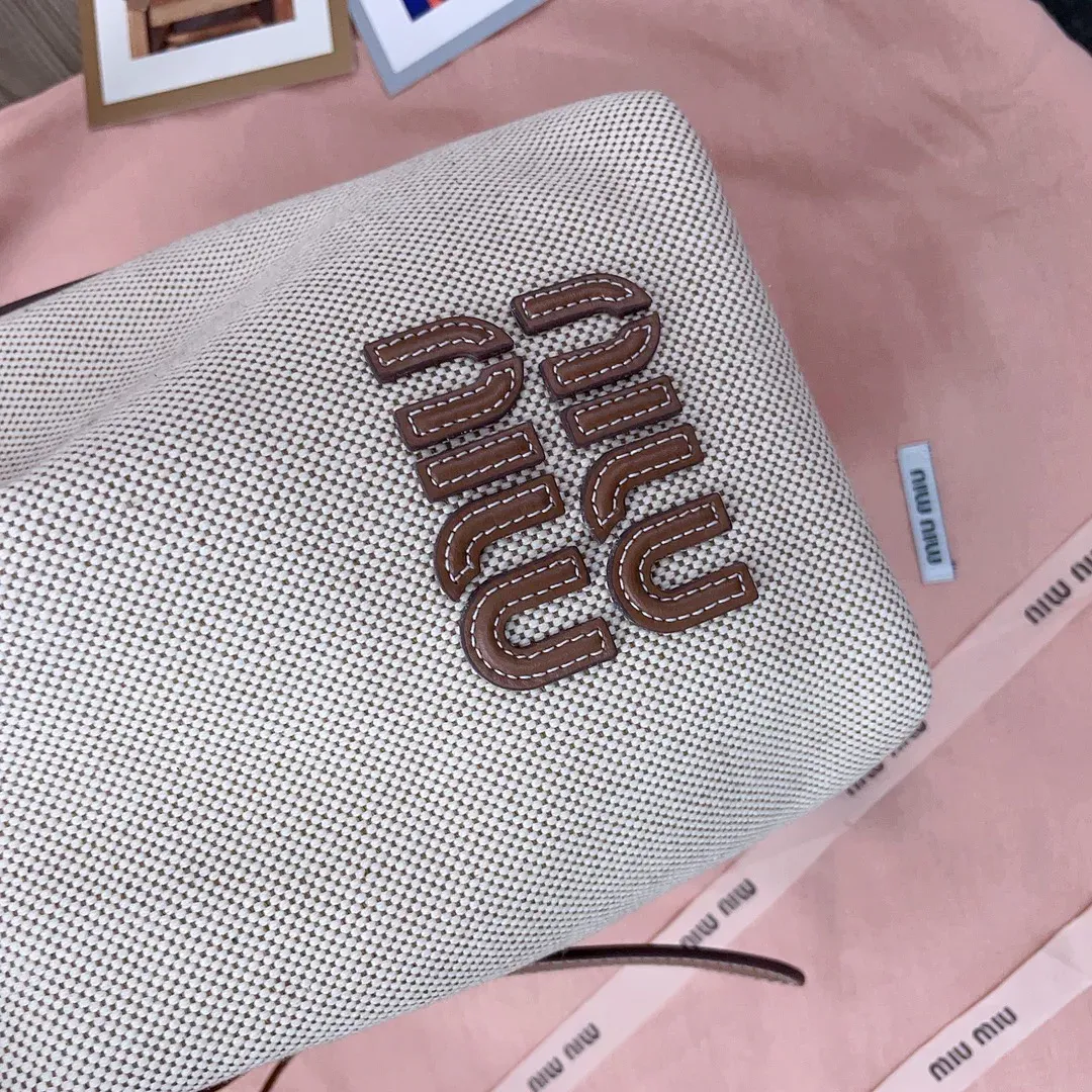 Сумки На Ремне Женские Miu Miu 111334