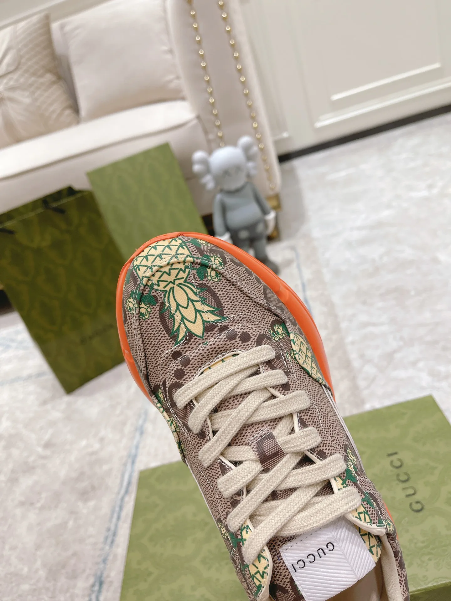 Кроссовки Женские Gucci 18527702