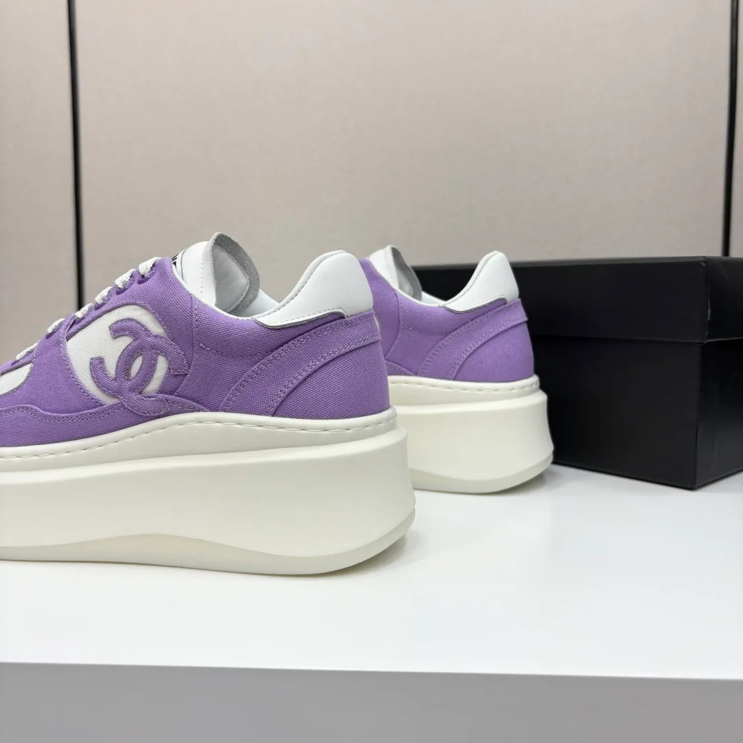 Кроссовки Женские Chanel 4502660