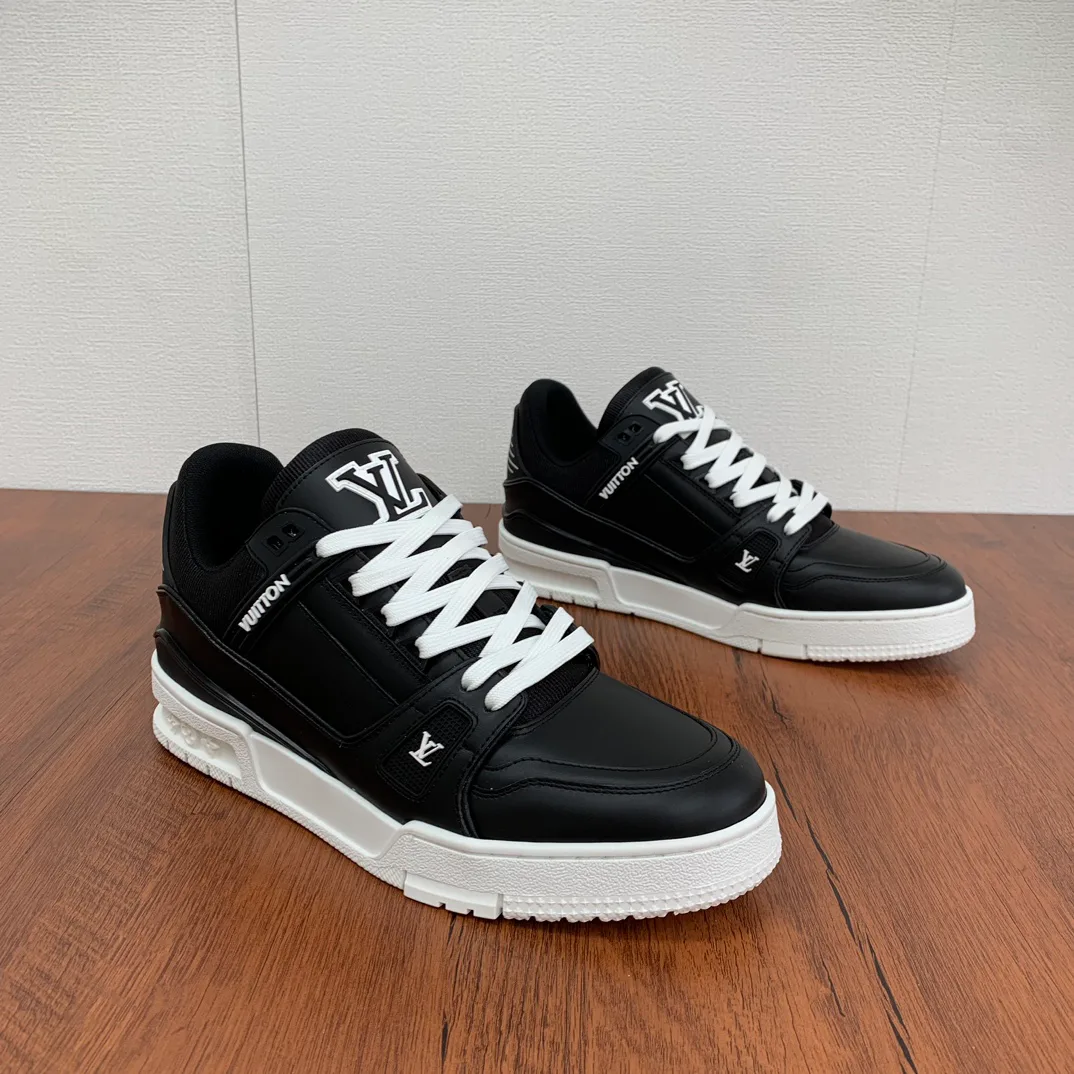 Кроссовки Мужские Louis Vuitton 1032449