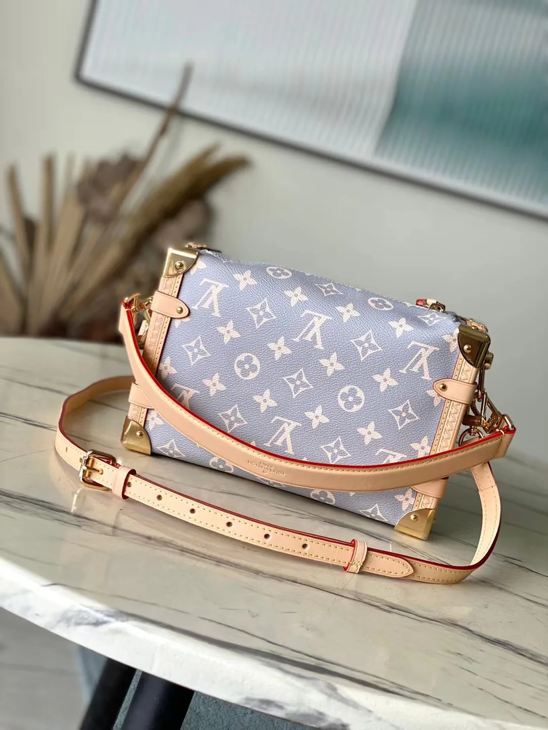 Классические Сумки Женские Louis Vuitton 18227604