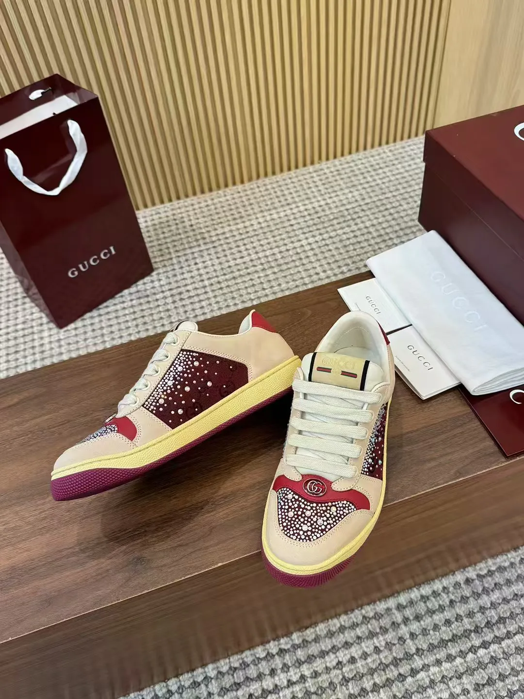 Кроссовки Женские Gucci 10236731