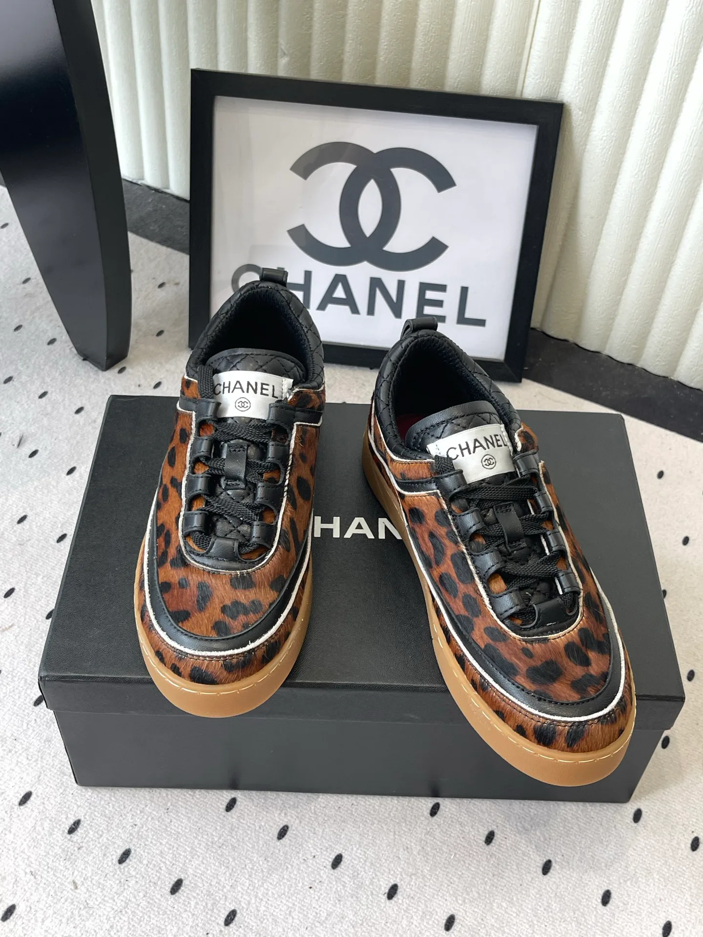 Кроссовки Женские Chanel 18069881