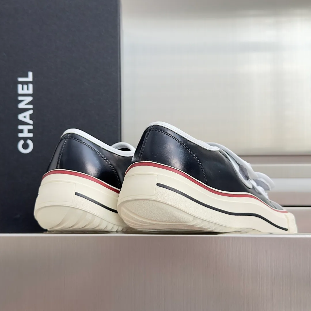 Кроссовки Женские Chanel 19598235
