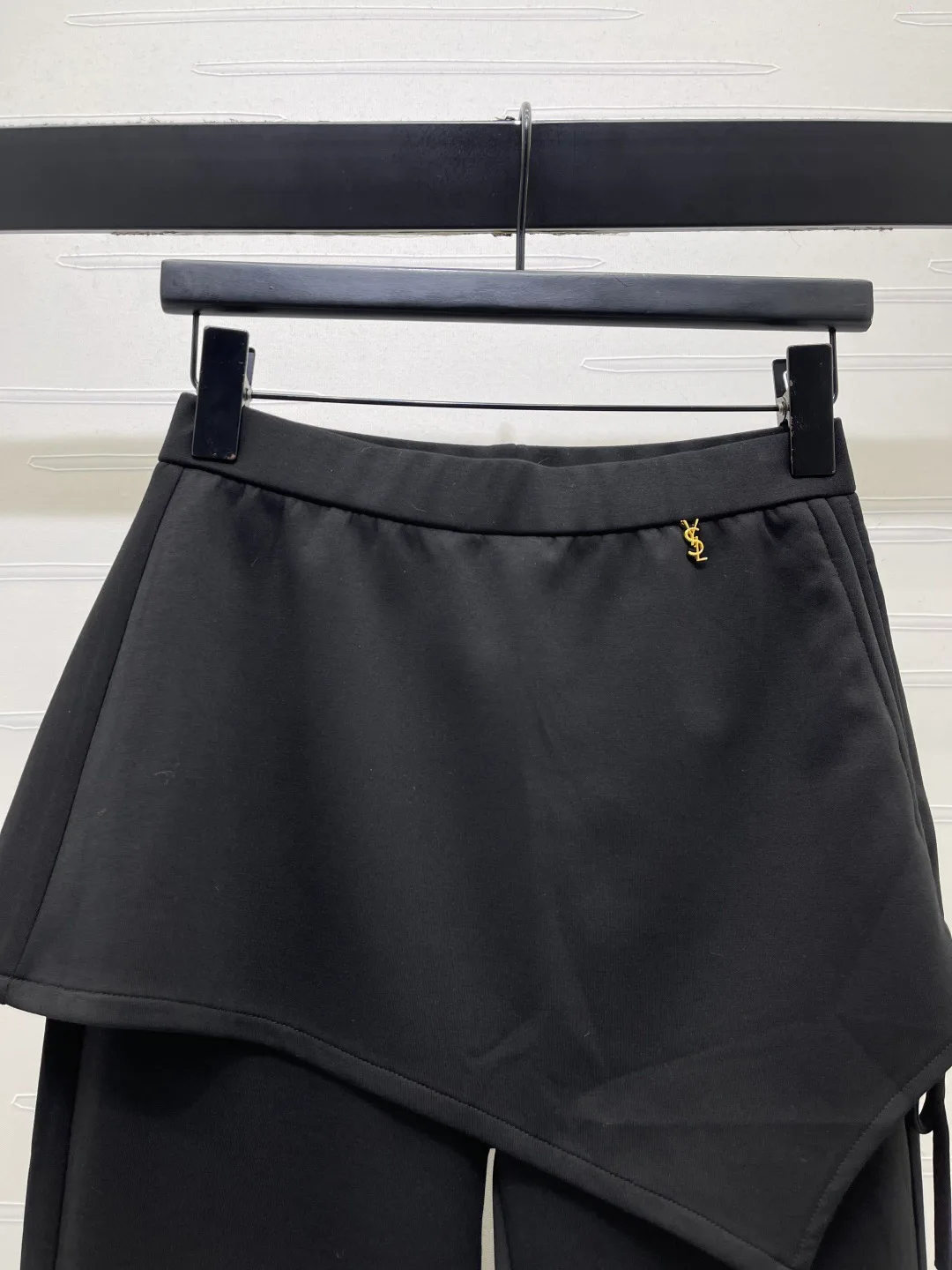 Брюки Женские Saint Laurent 18437175