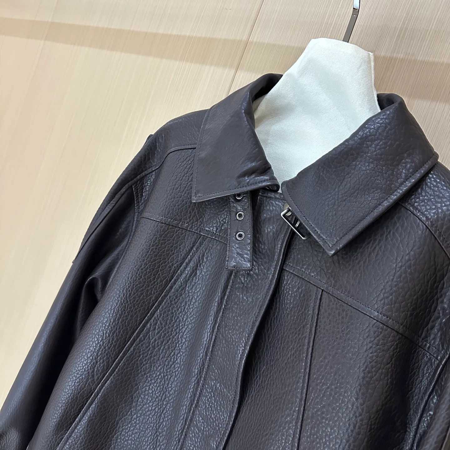 Кожаные Куртки И Дублёнки Женские Saint Laurent 11686176