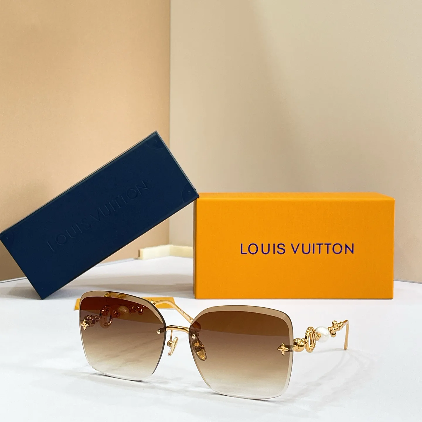 Очки Louis Vuitton 17495901
