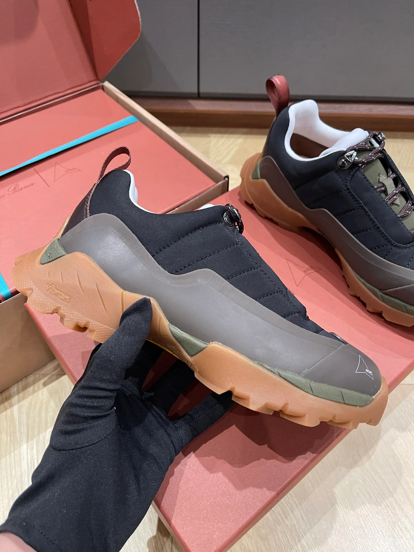 Кроссовки Женские Loro Piana 133248