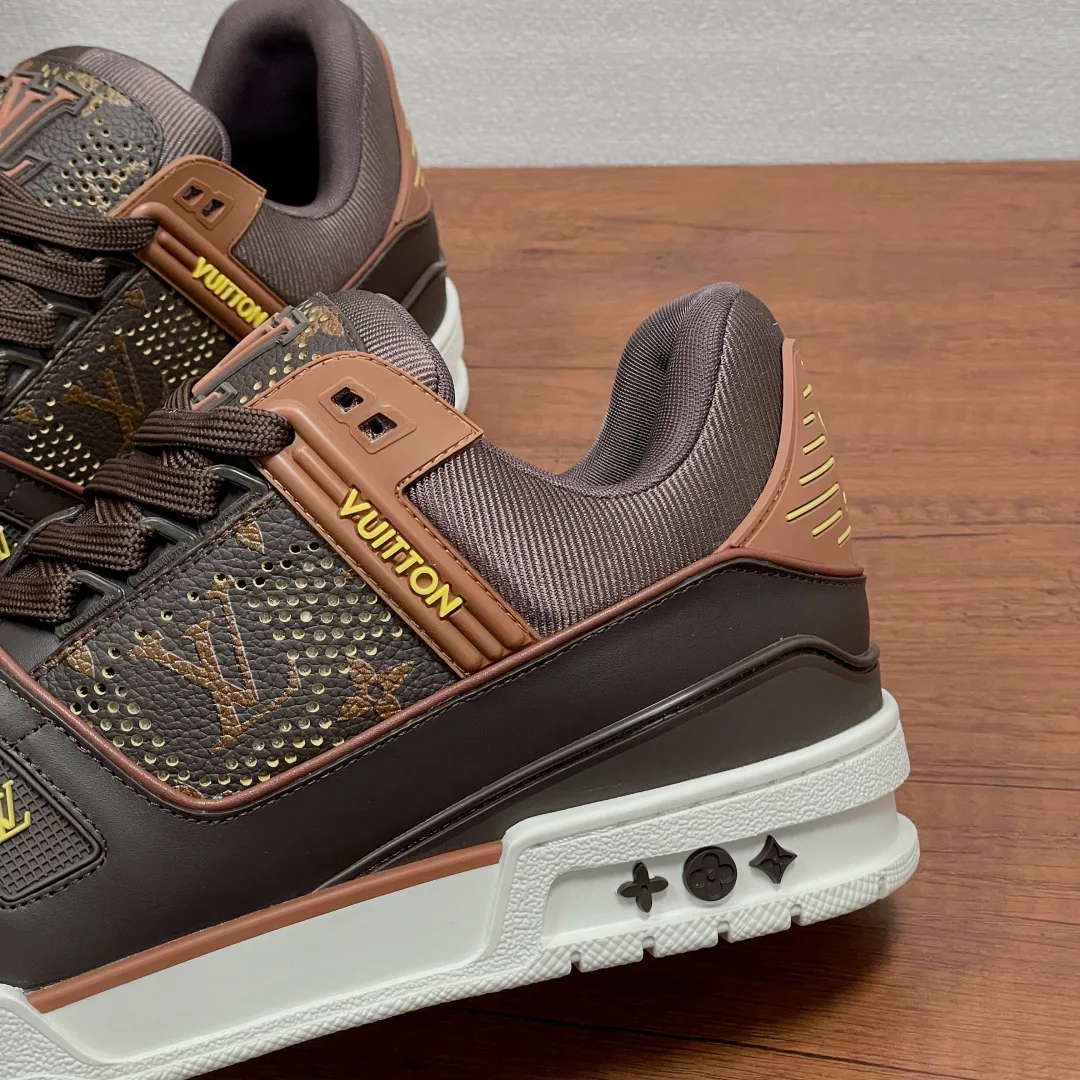 Кроссовки Мужские Louis Vuitton 18675043