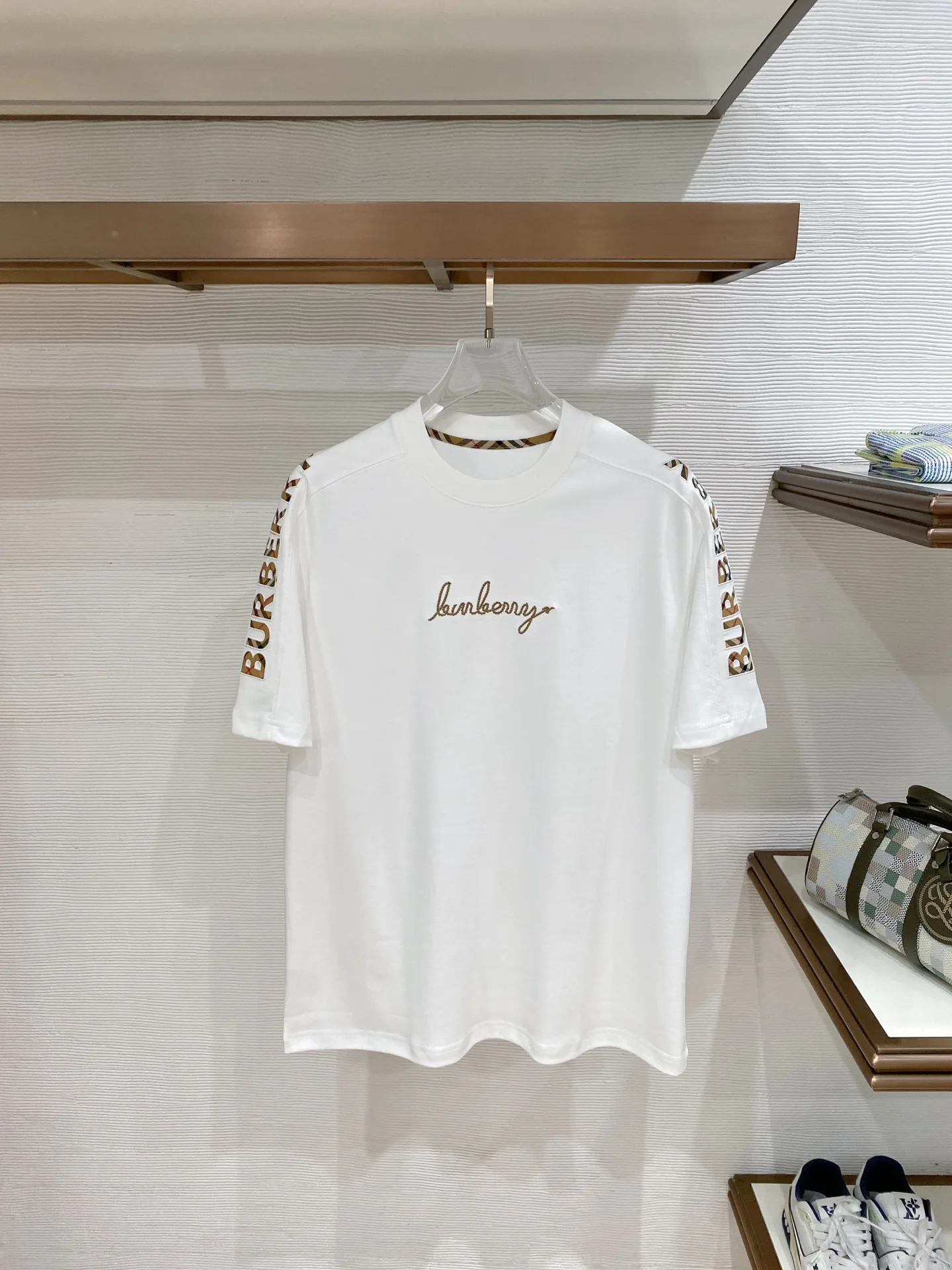 Футболки Мужские Burberry 13328157
