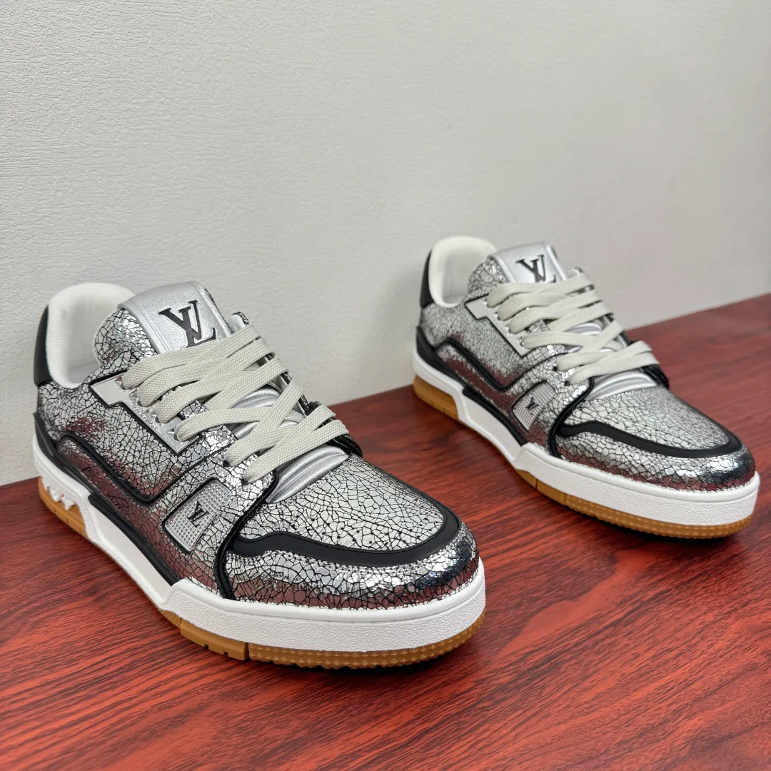 Кроссовки Мужские Louis Vuitton 4542359