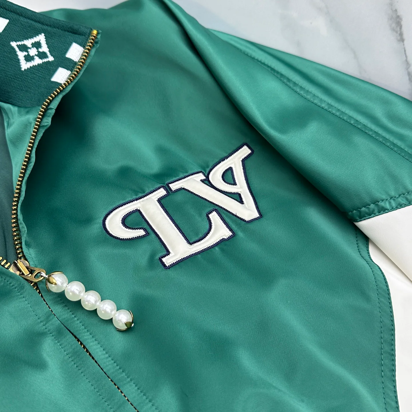 Куртки И Пуховики Мужские Louis Vuitton 18246789