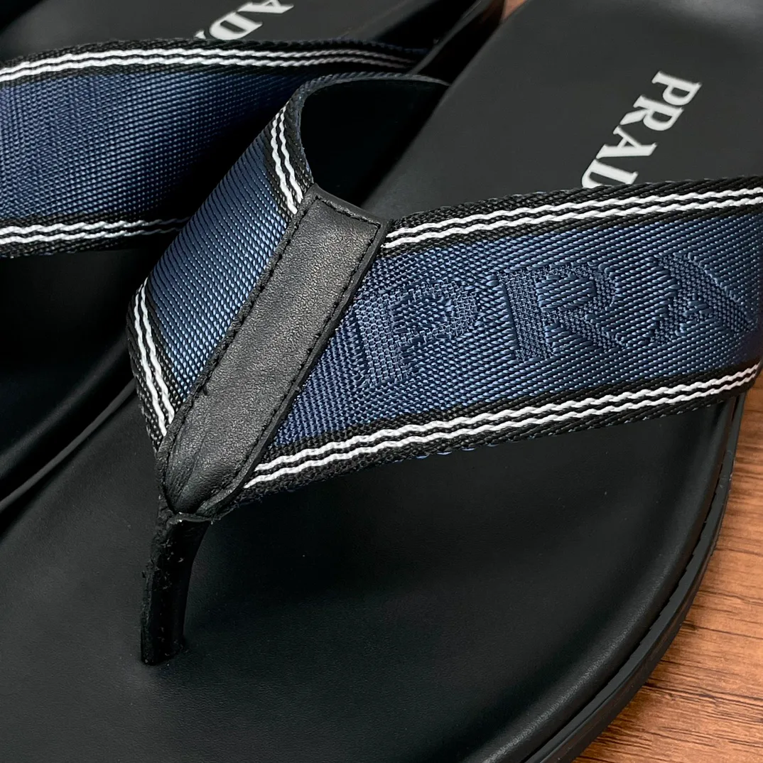 Шлепанцы Мужские Prada 17280264