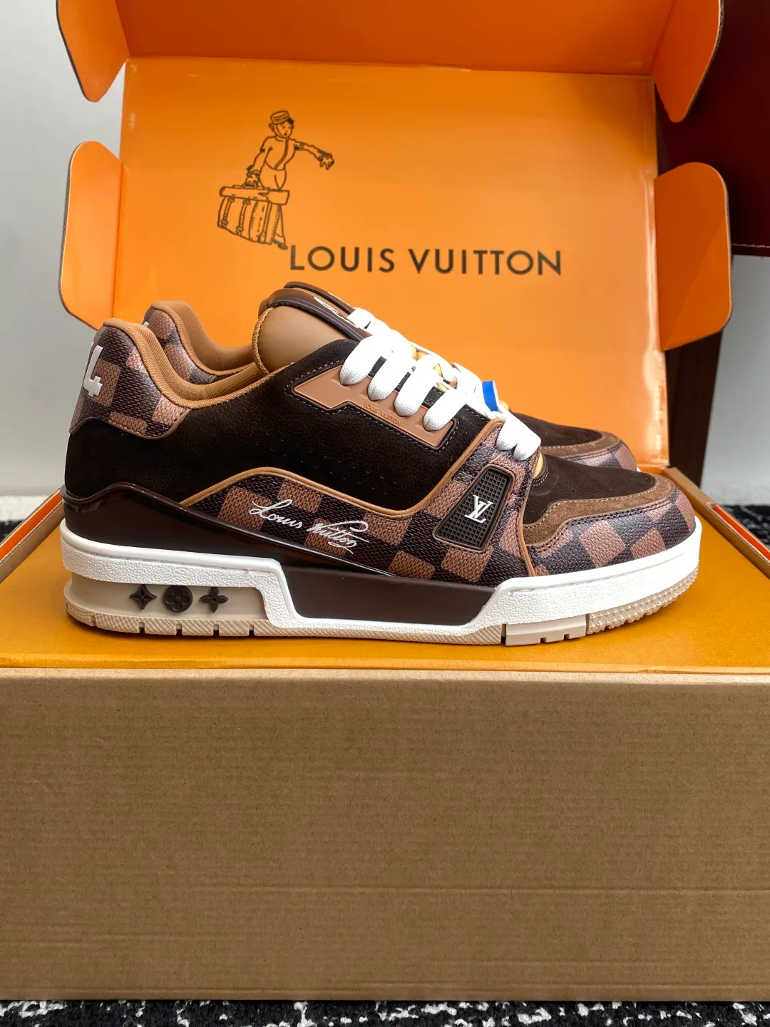 Кроссовки Женские Louis Vuitton 5790800