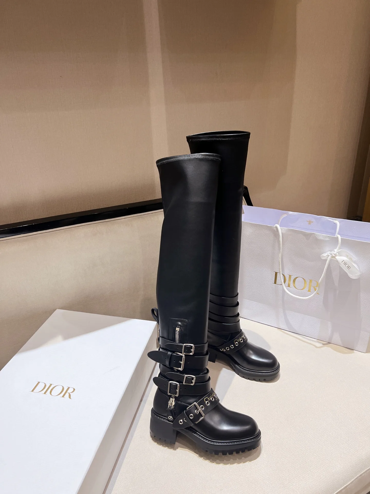 Сапоги Женские Christian Dior 18020365
