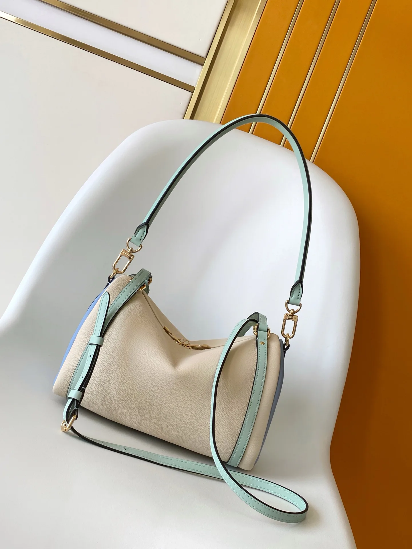 Сумки На Ремне Женские Louis Vuitton 512901