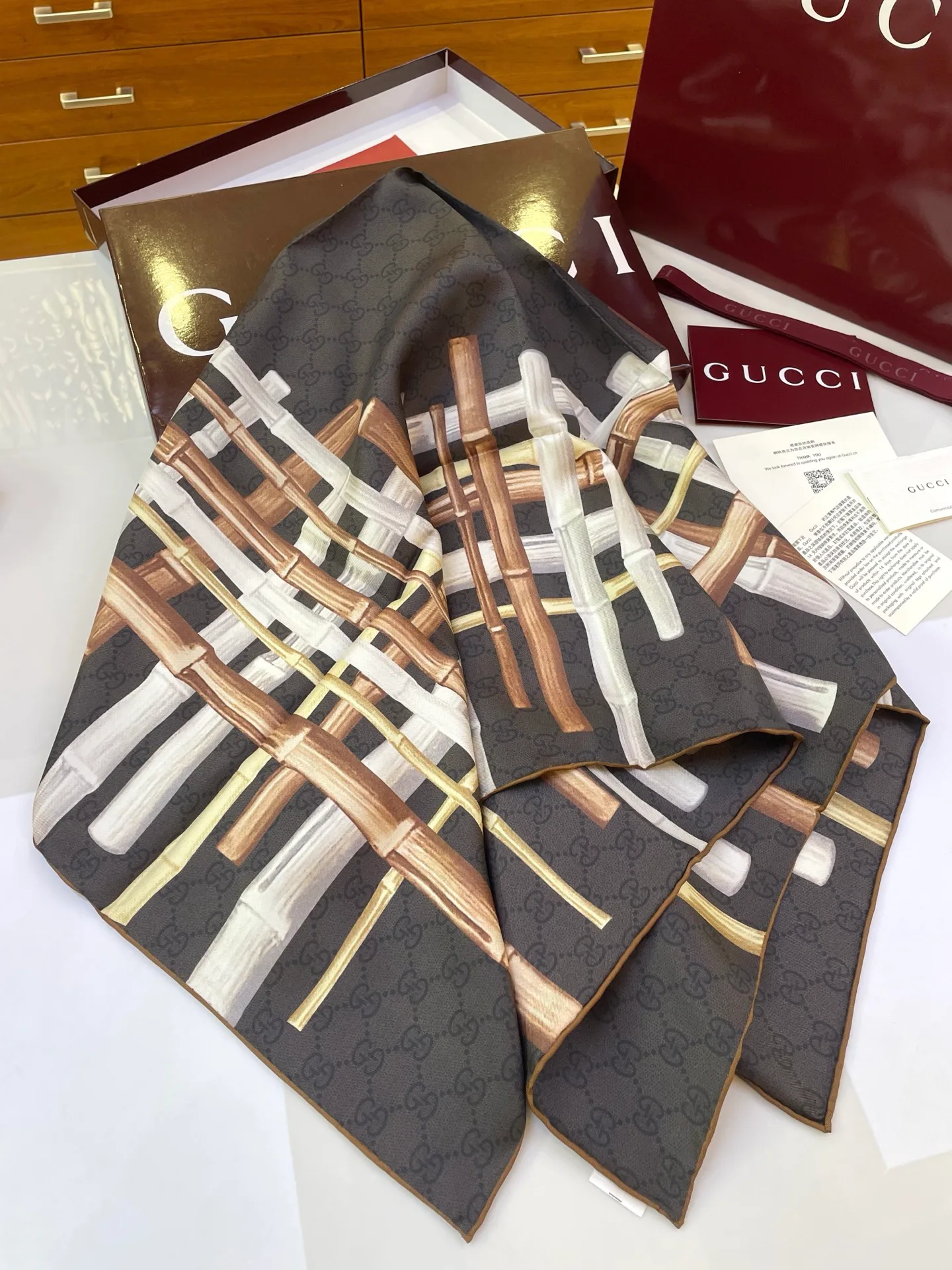 Платки Gucci 10477353