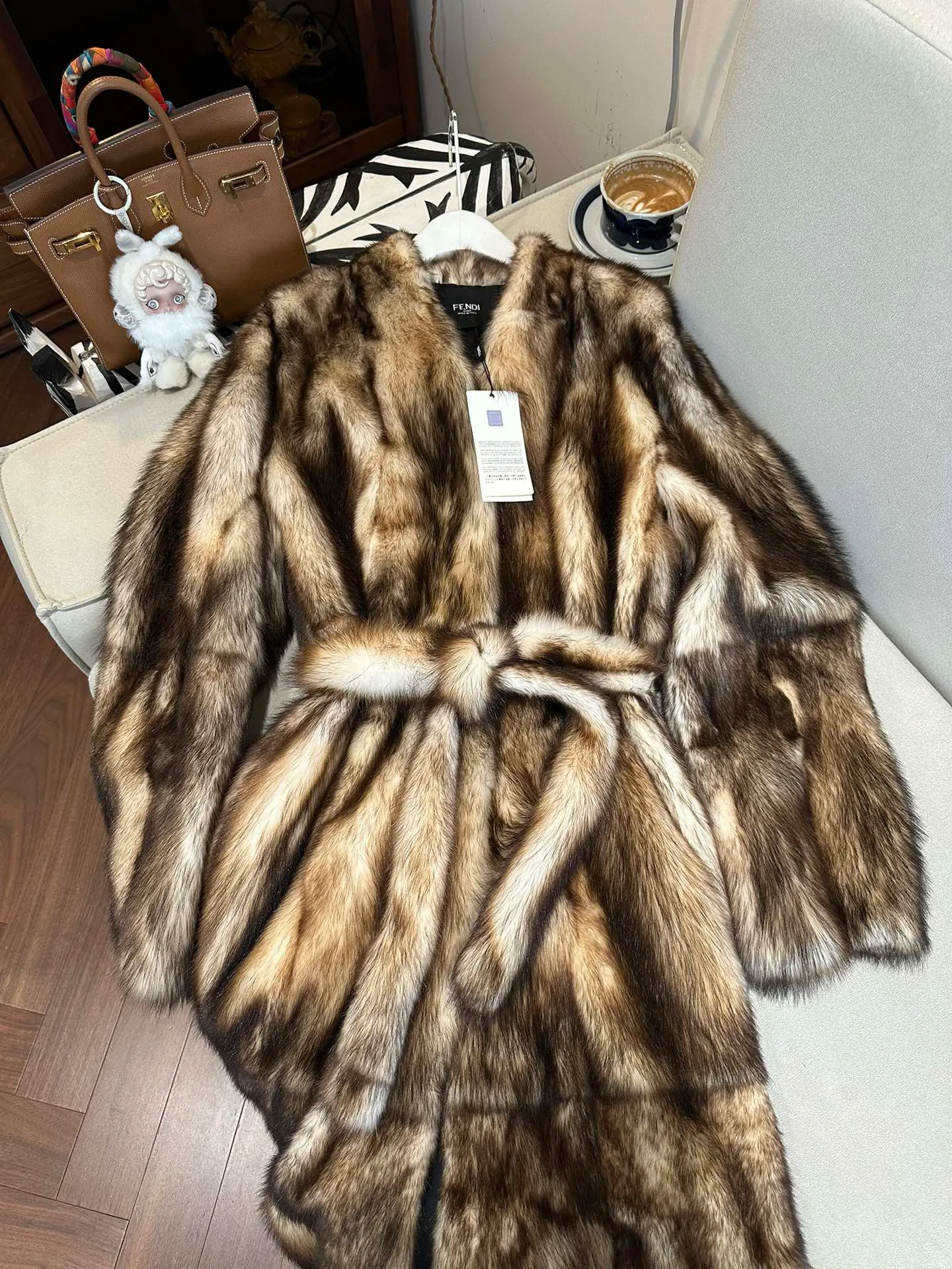 Шубы Женские Fendi 560921