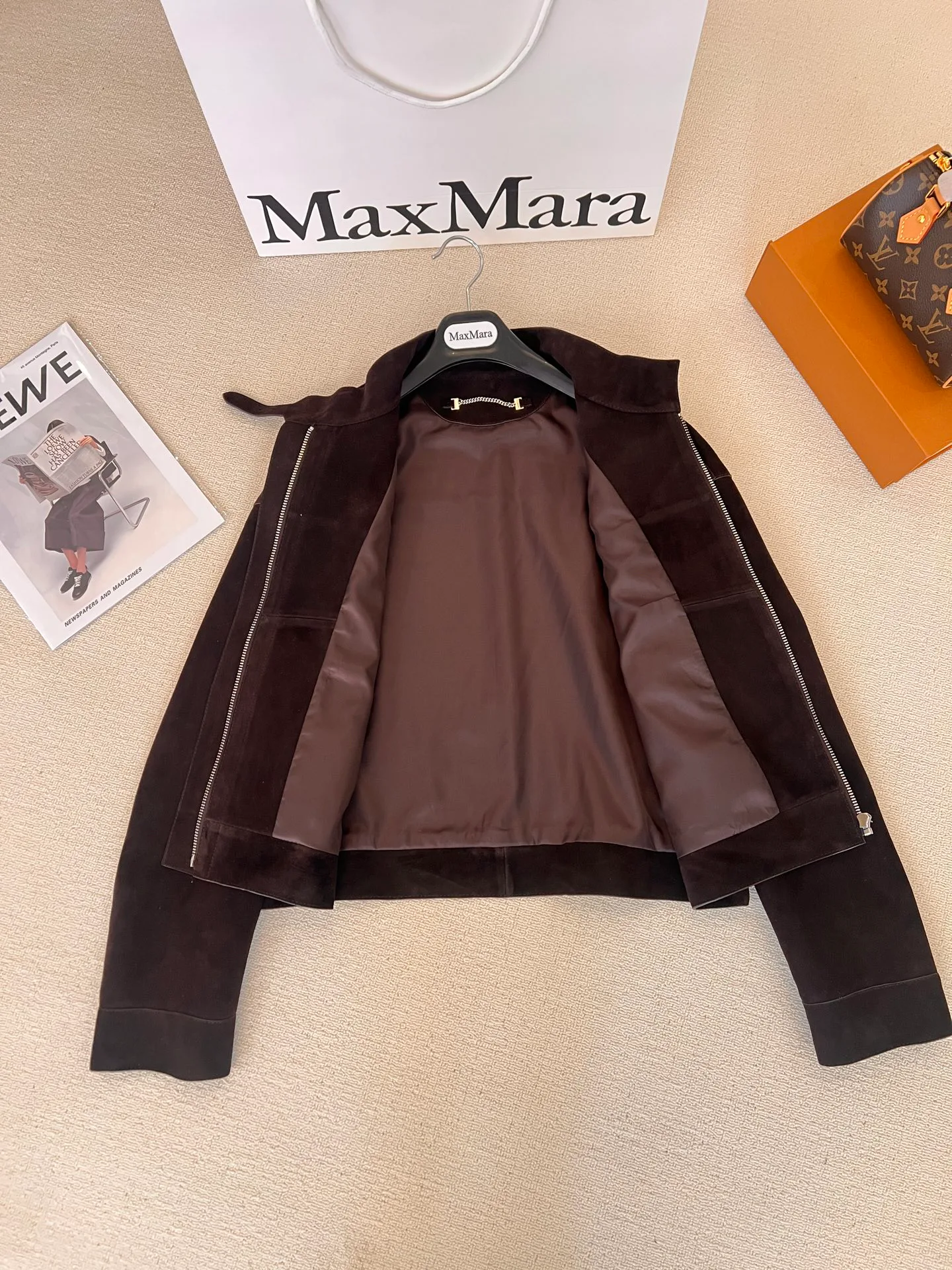 Кожаные Куртки И Дублёнки Женские Loewe 11413778