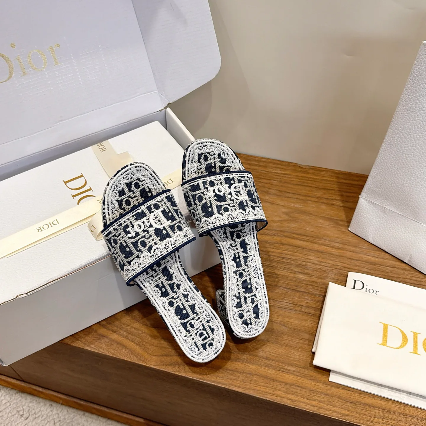 Шлепанцы Женские Christian Dior 17449438