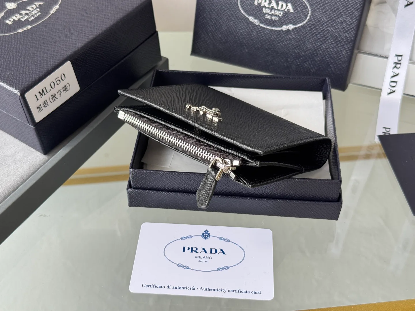 Клатчи Женские Prada 17999974
