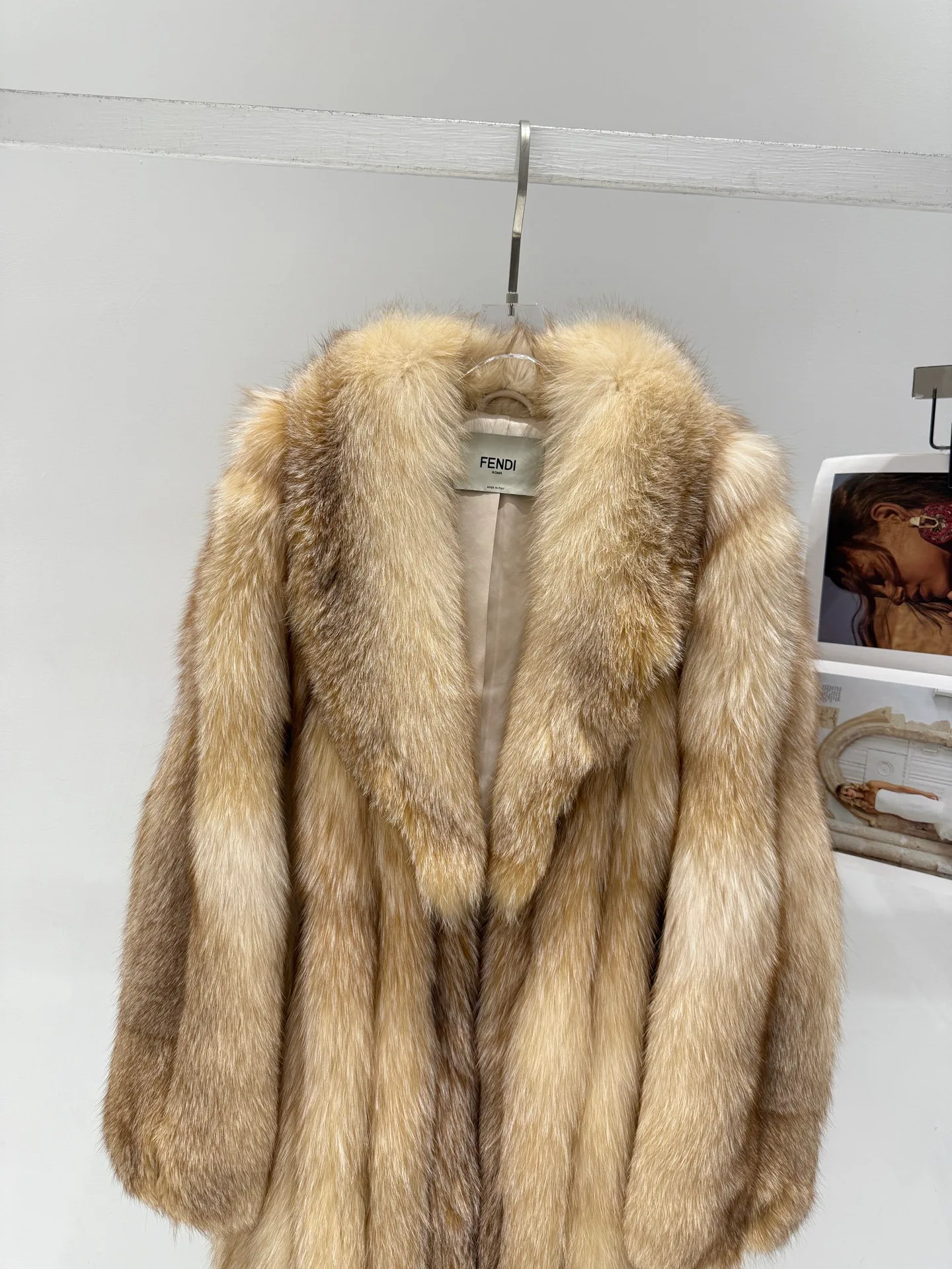Шубы Женские Fendi 18343546