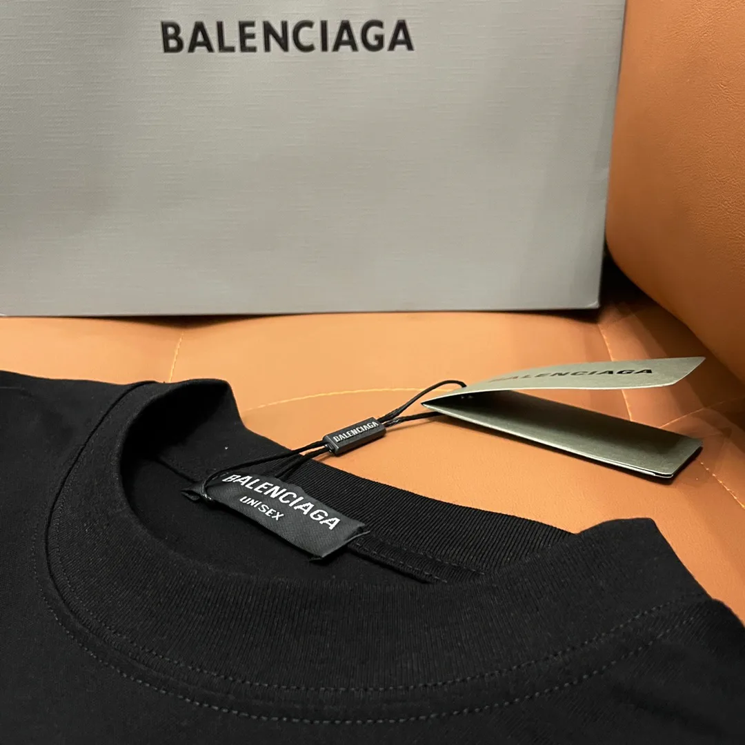 Футболки Женские Balenciaga 12538559