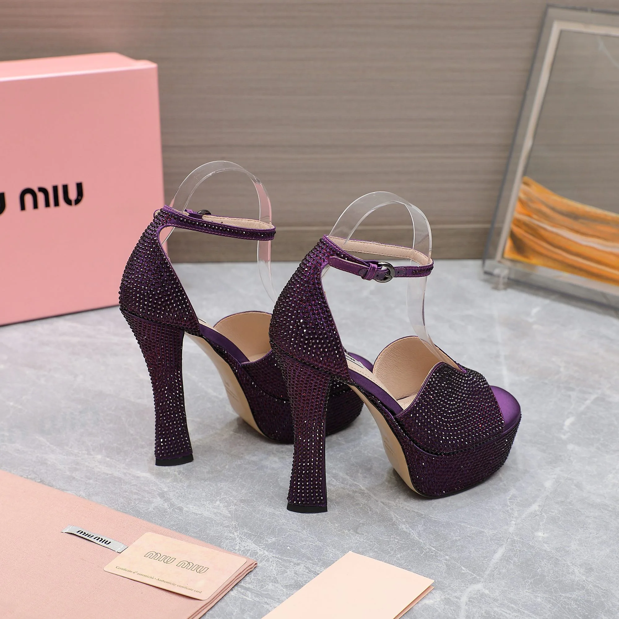 Босоножки Женские Miu Miu 11416357