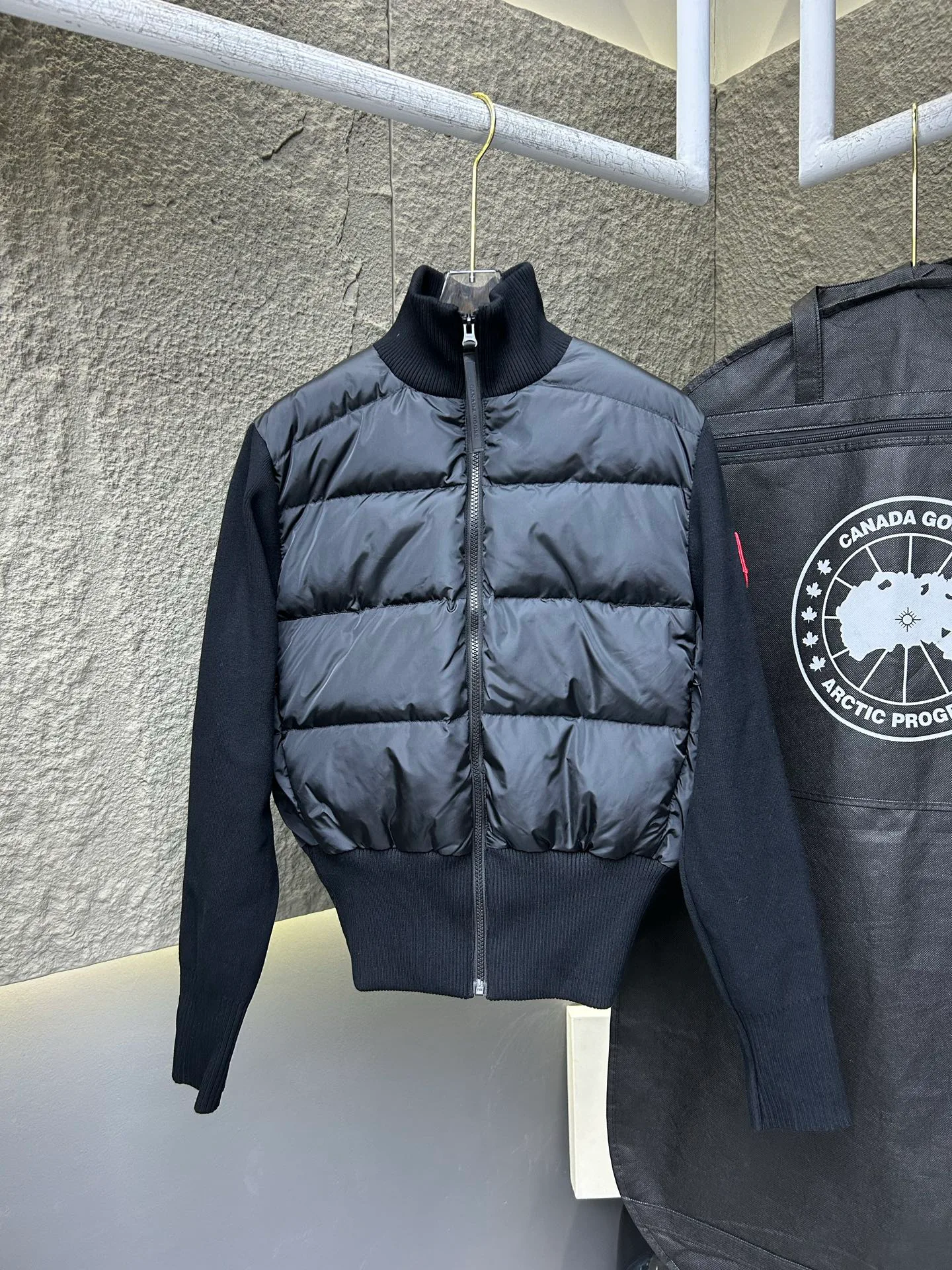 Куртки И Пуховики Женские Canada Goose 18562690