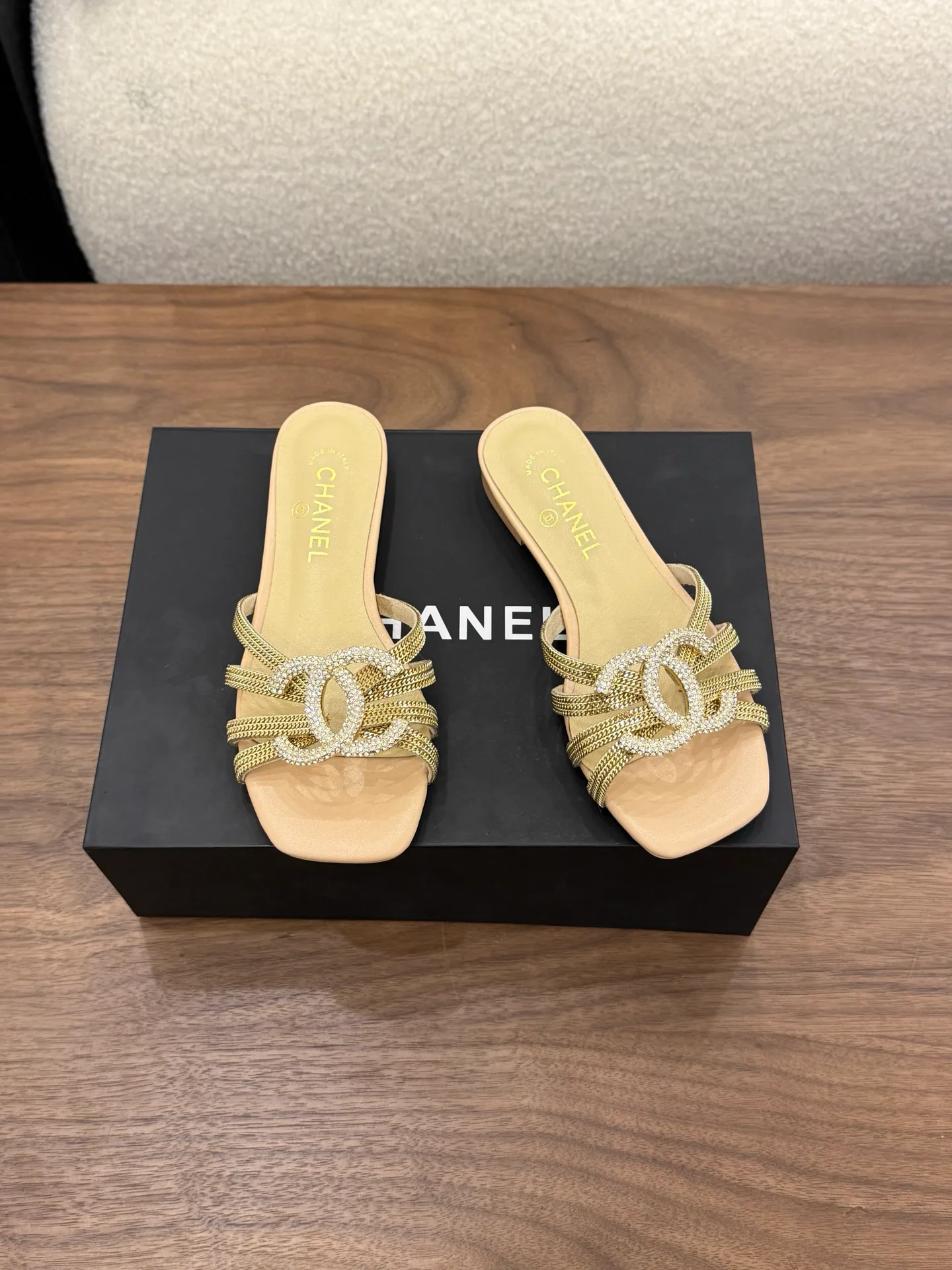 Сандалии Женские Chanel 11559292
