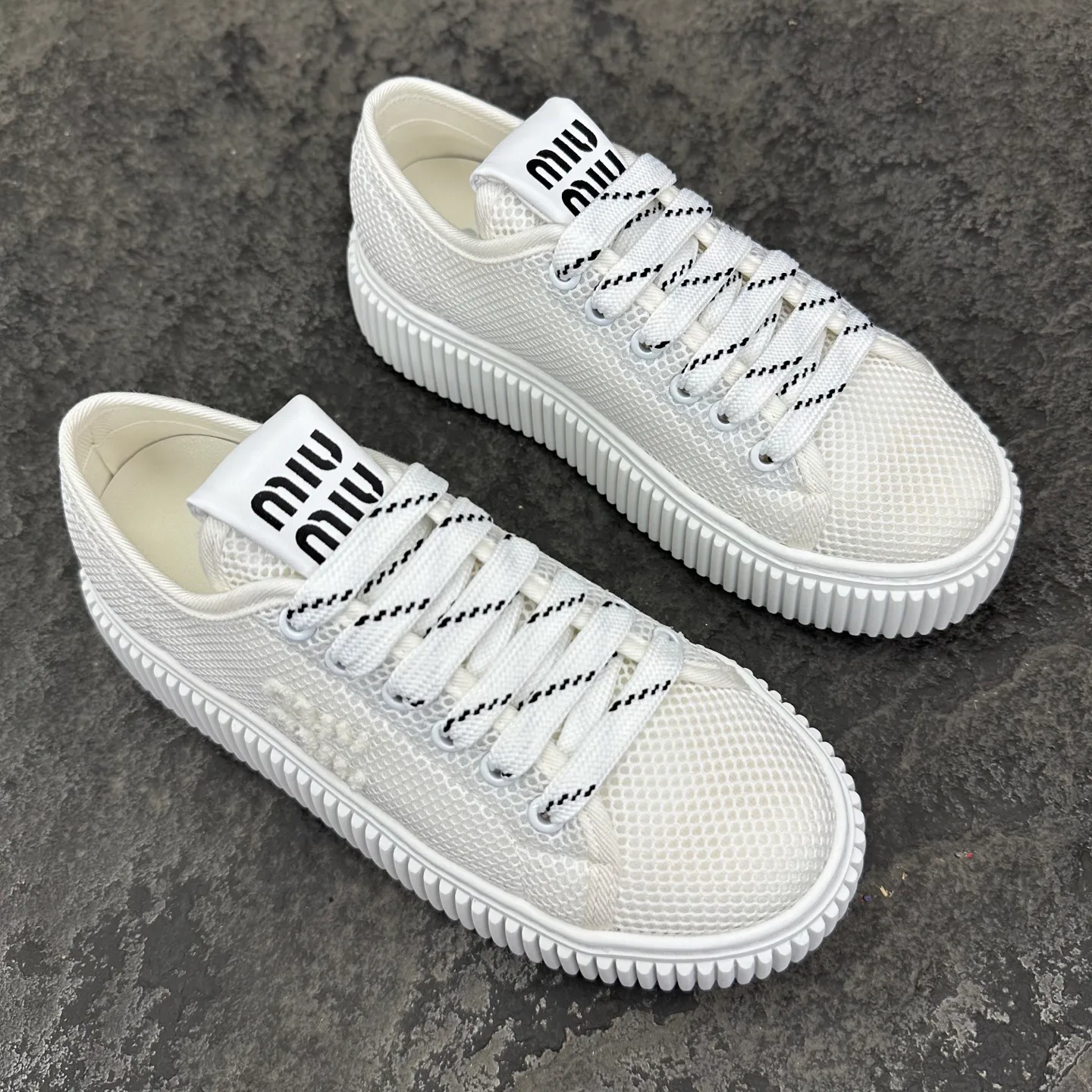 Кроссовки Мужские Miu Miu 18154157