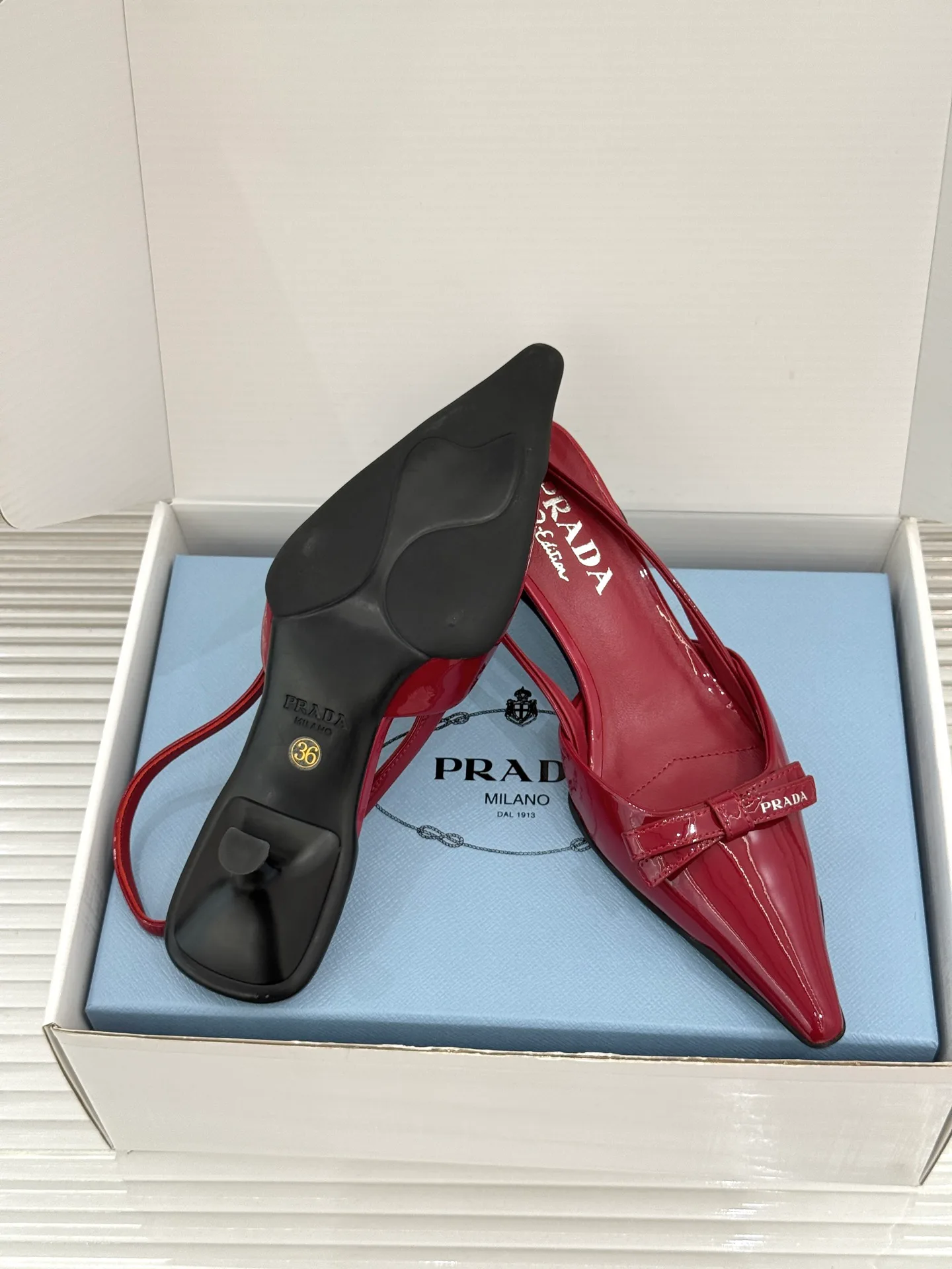 Туфли Женские Prada 18724235