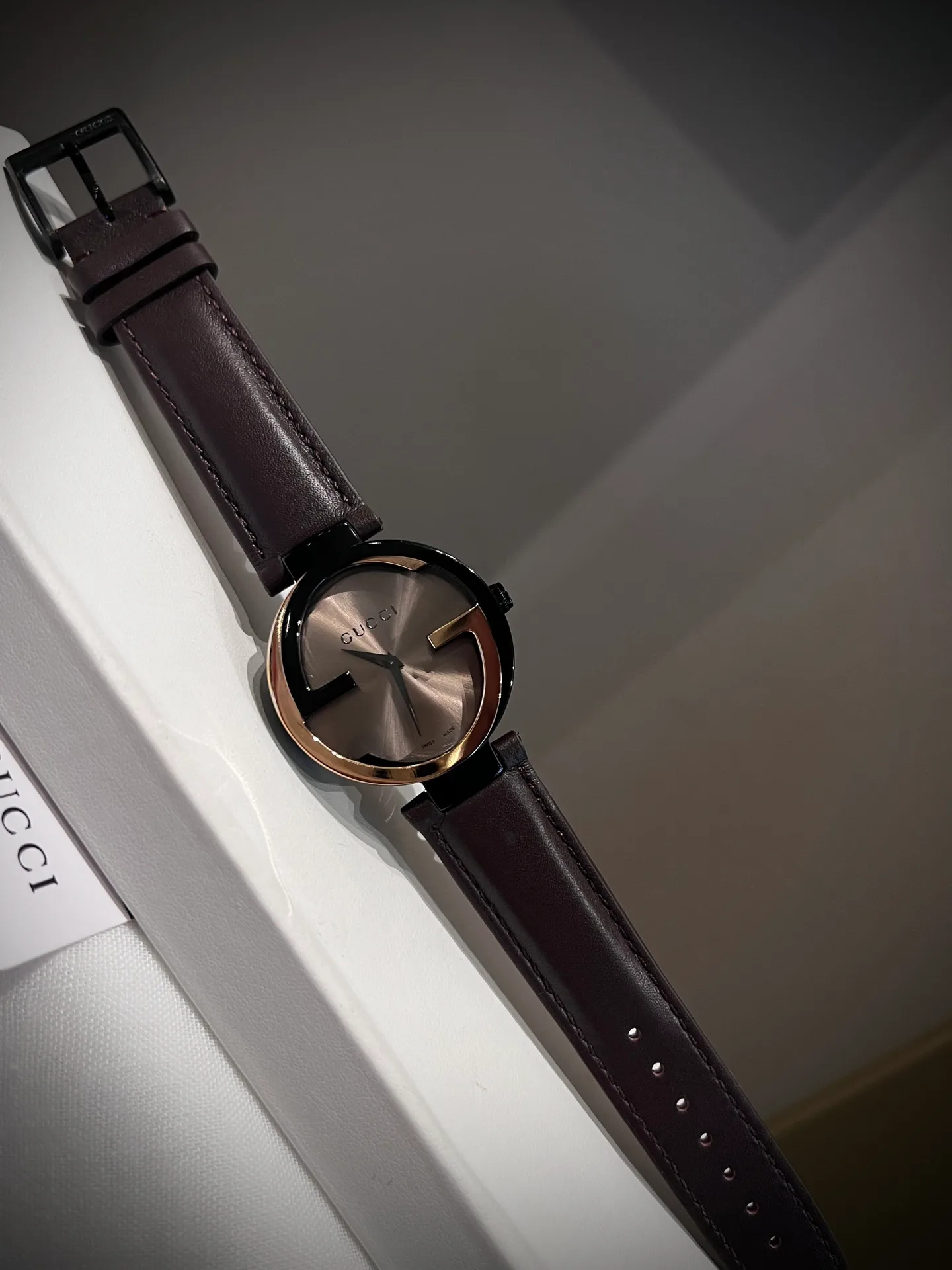 Часы Женские Gucci 18405873