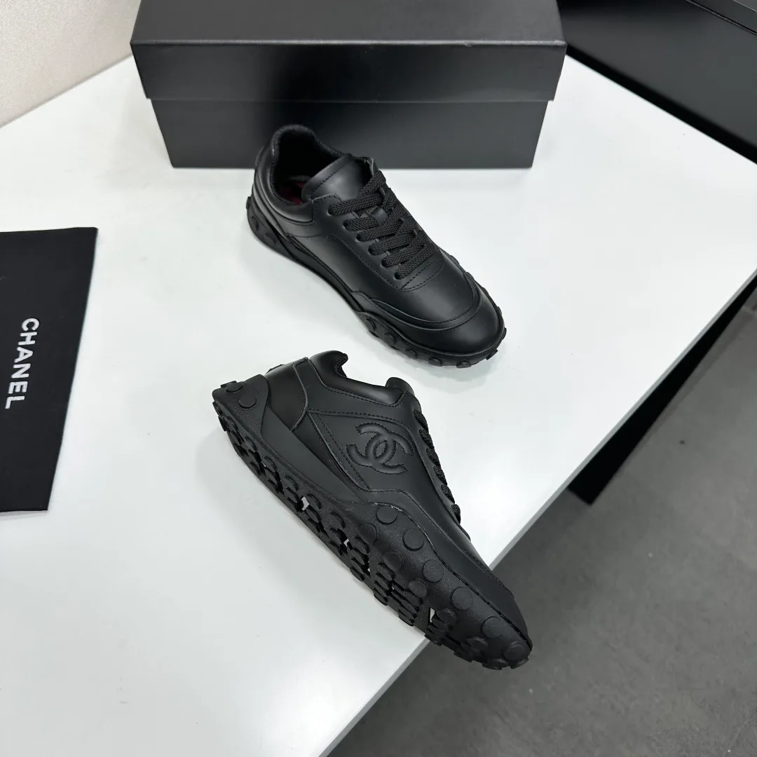 Кроссовки Женские Chanel 18025582