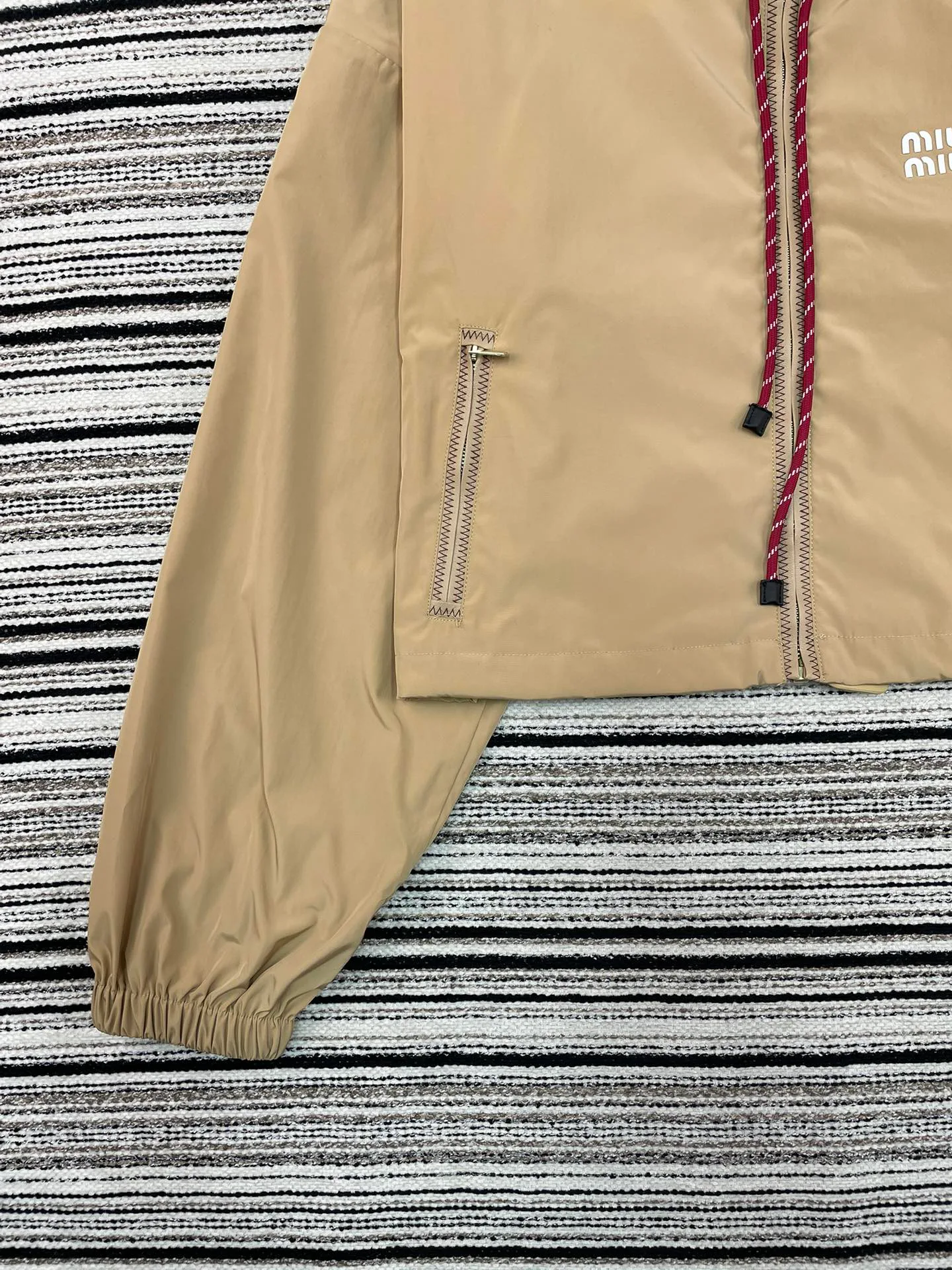 Куртки И Пуховики Женские Miu Miu 10214474