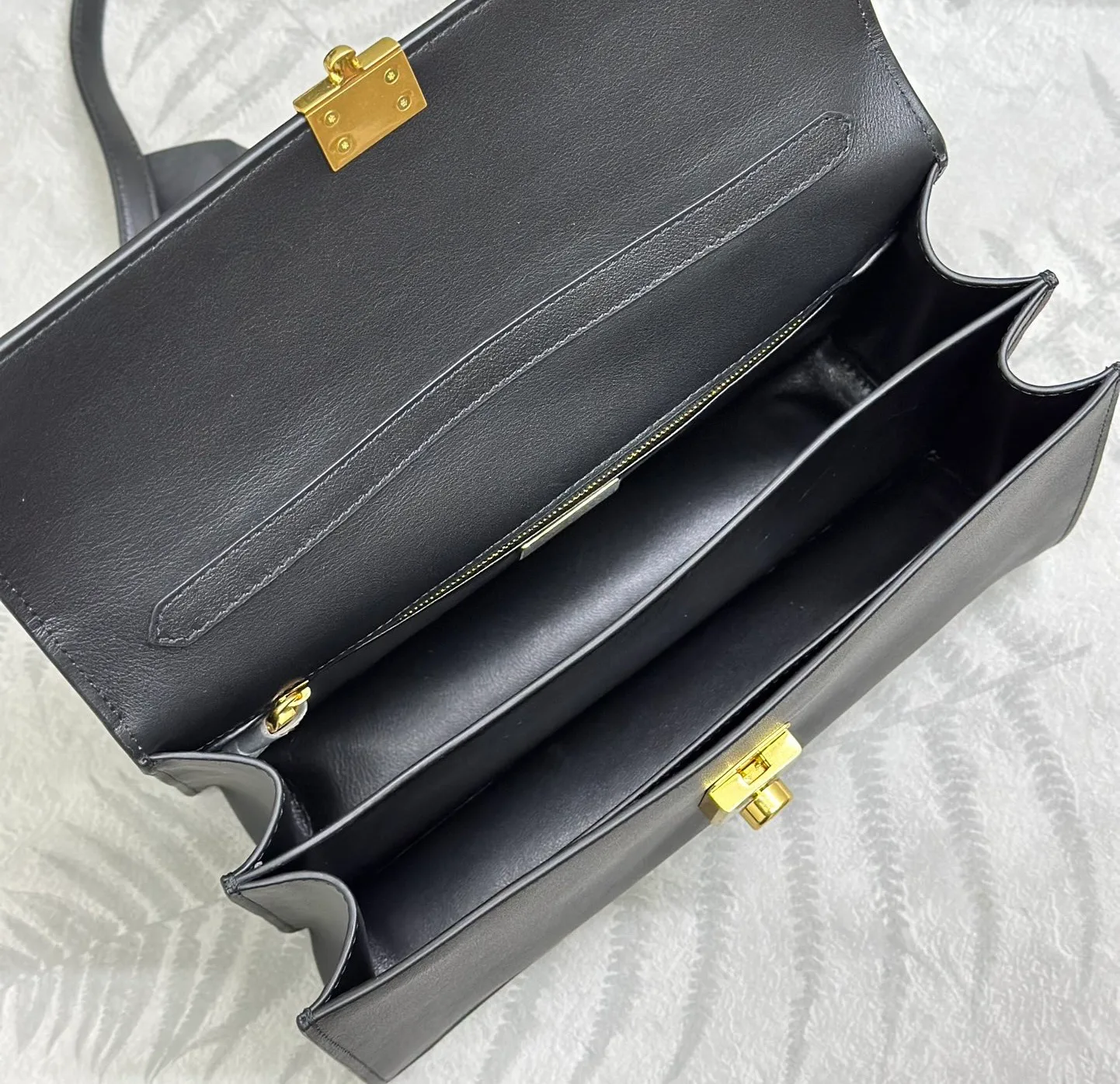 Сумки На Ремне Женские Prada 11462444