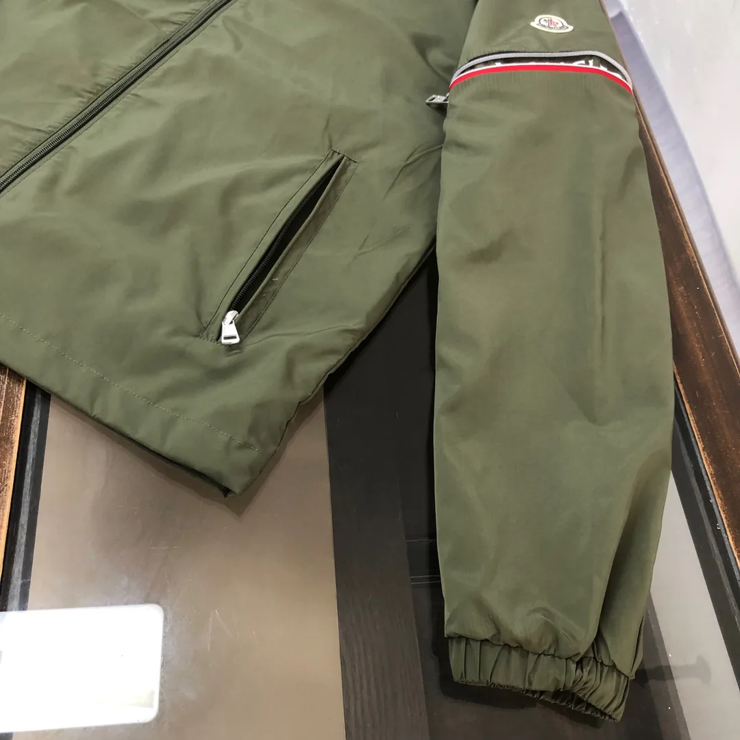 Куртки И Пуховики Женские Moncler 9642357