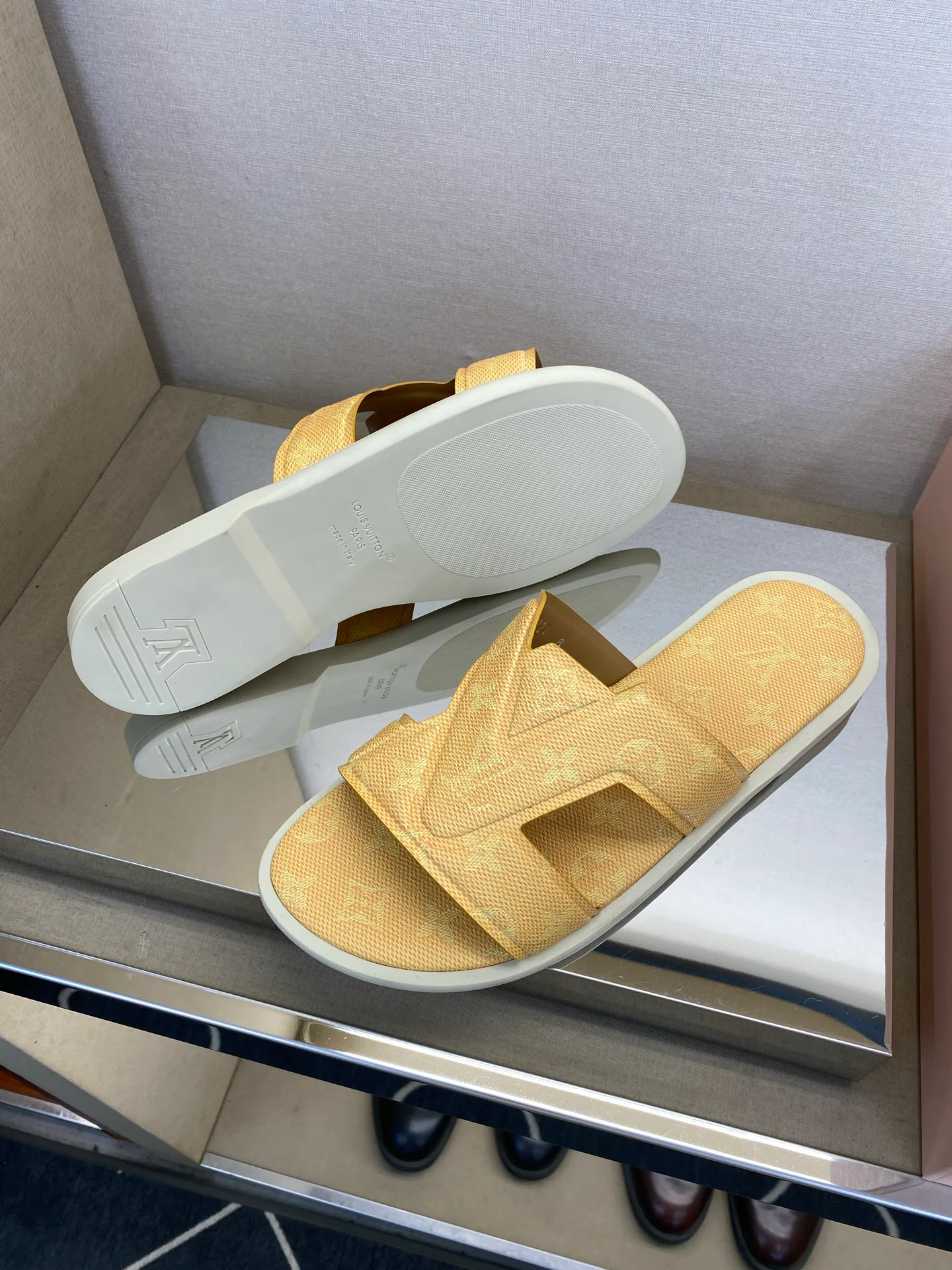 Сандалии Мужские Louis Vuitton 11767919