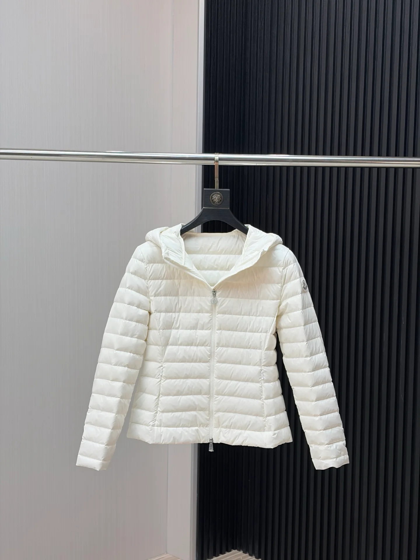 Куртки И Пуховики Мужские Moncler 17908041