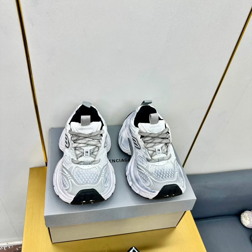 Кроссовки Женские Balenciaga 11567662