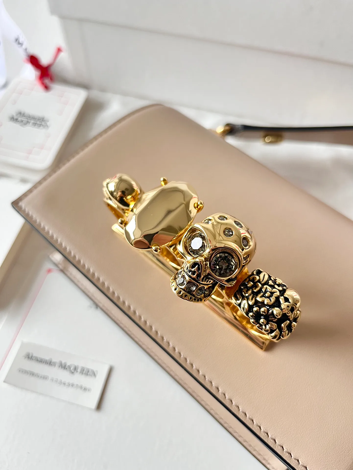 Сумки На Ремне Женские Alexander Mcqueen 11533081