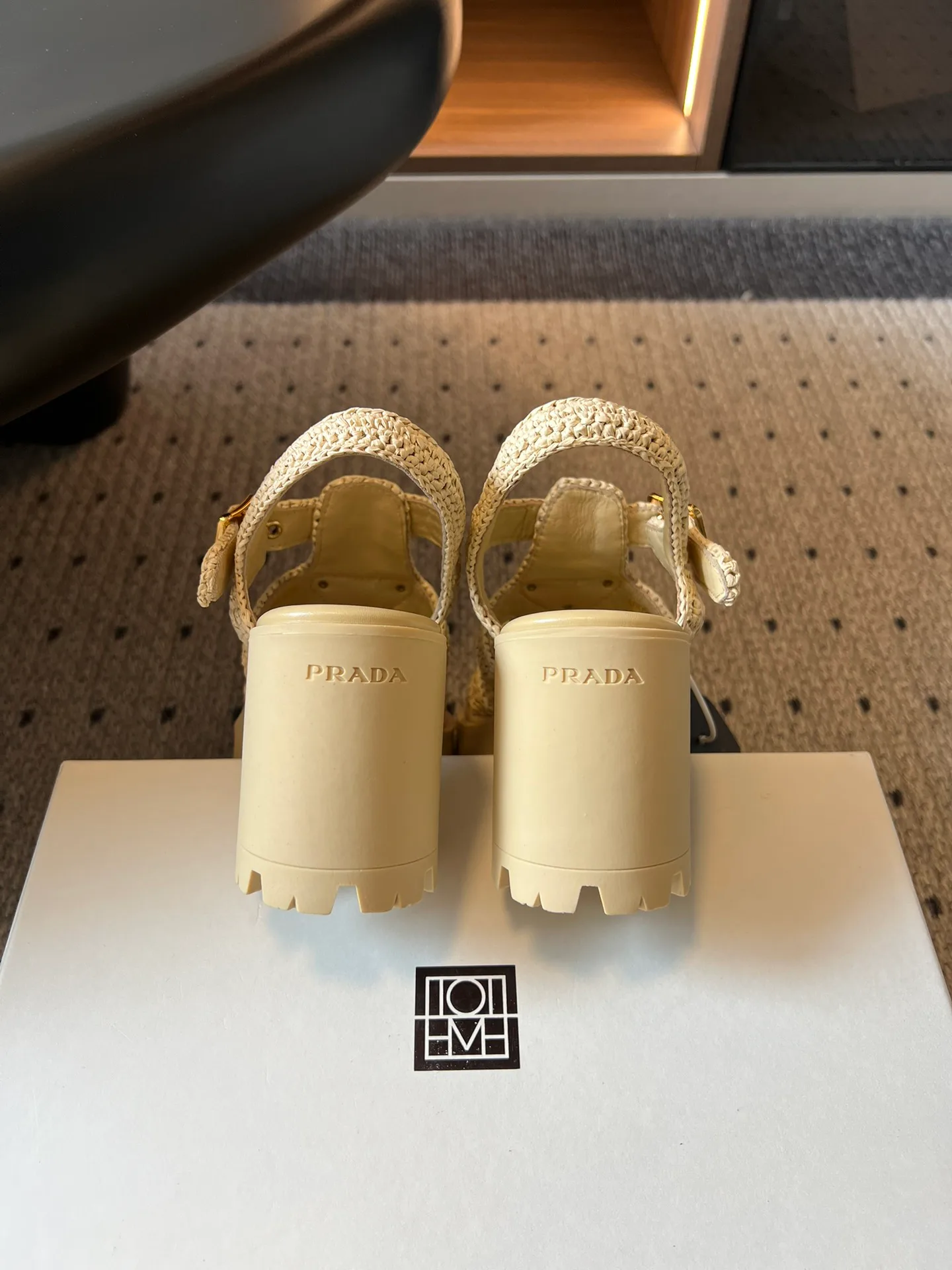 Босоножки Женские Prada 13553216