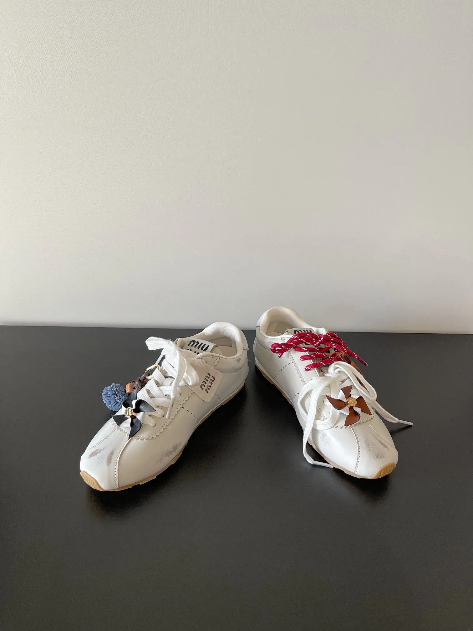 Кроссовки Женские Miu Miu 18703407