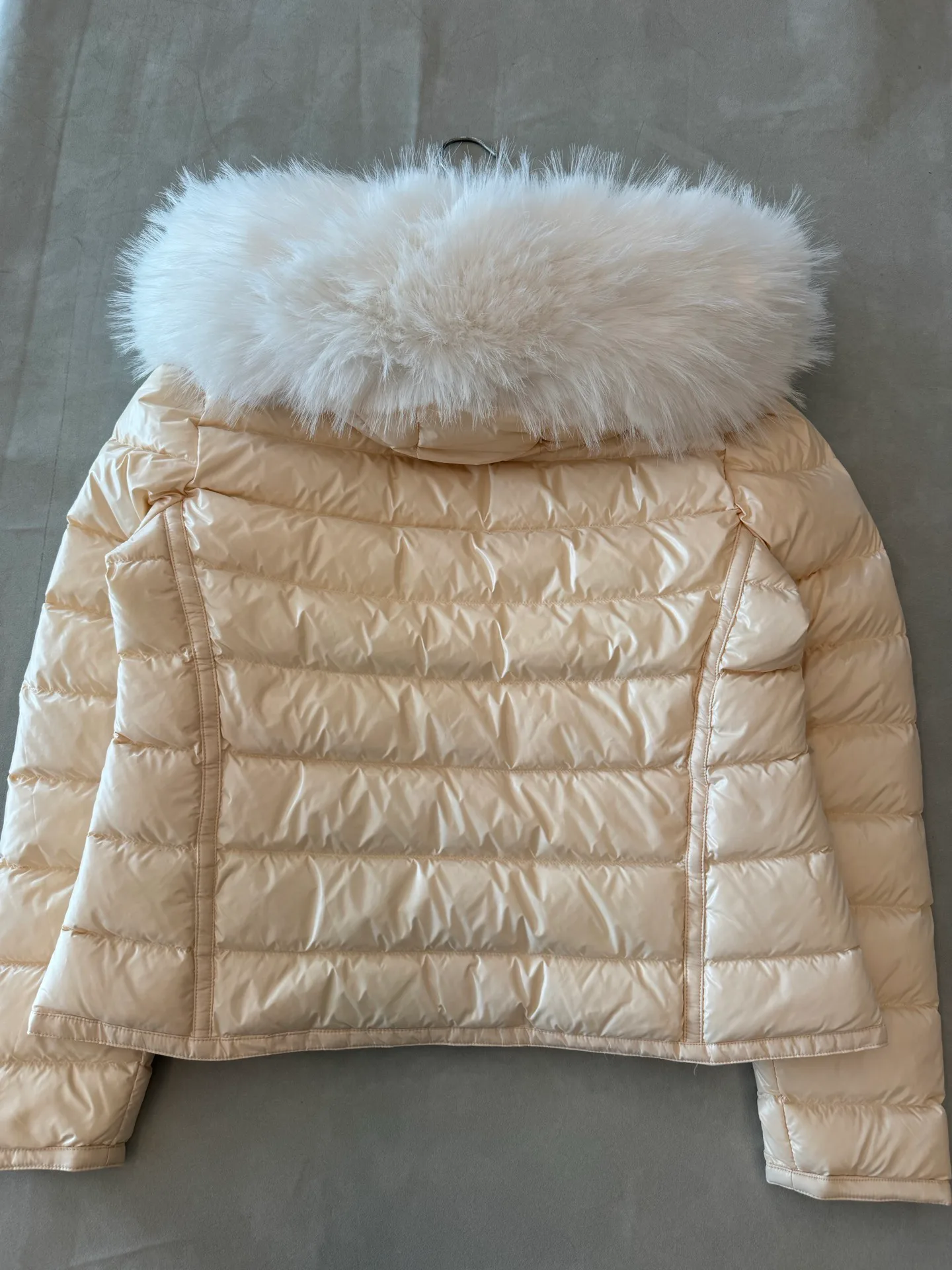 Куртки И Пуховики Женские Moncler 18829691